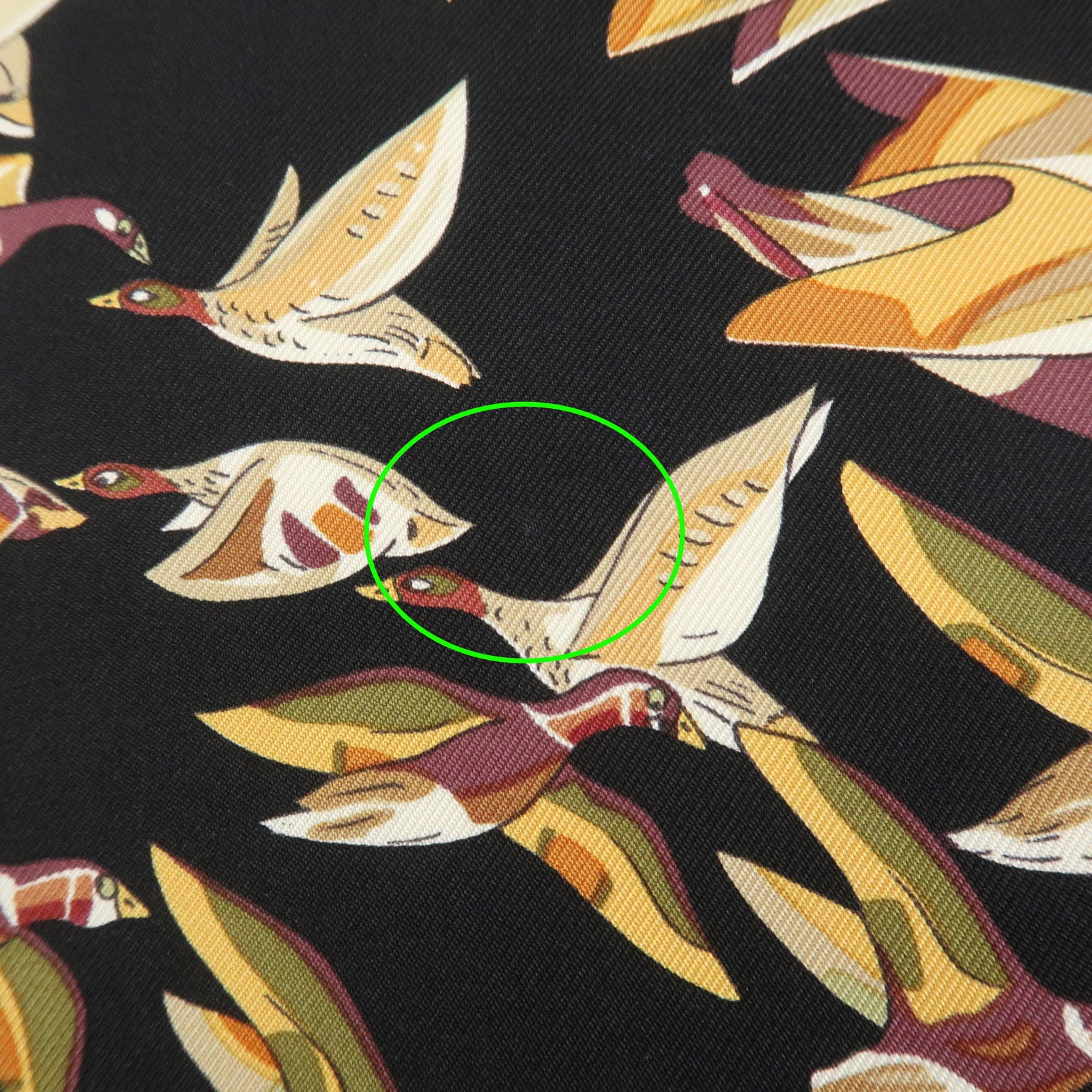 HERMES  Carre 90 Silk 100% Scarf LIBRES COMME L'AIR Bird Print