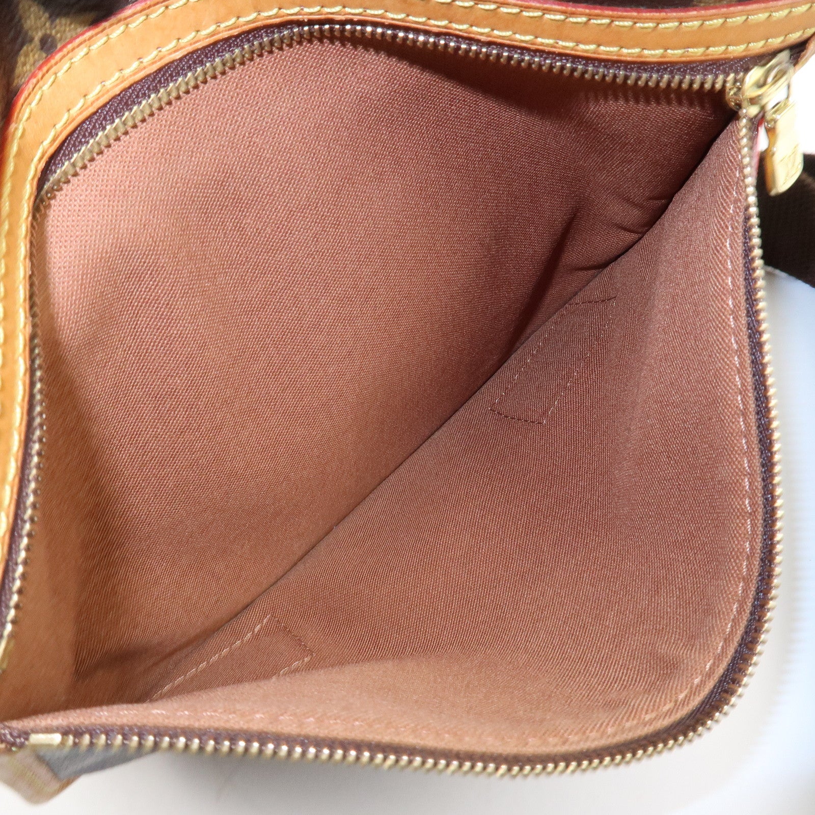 Louis Vuitton Monogram Messenger Bosphore PM Shoulder M40106 Used