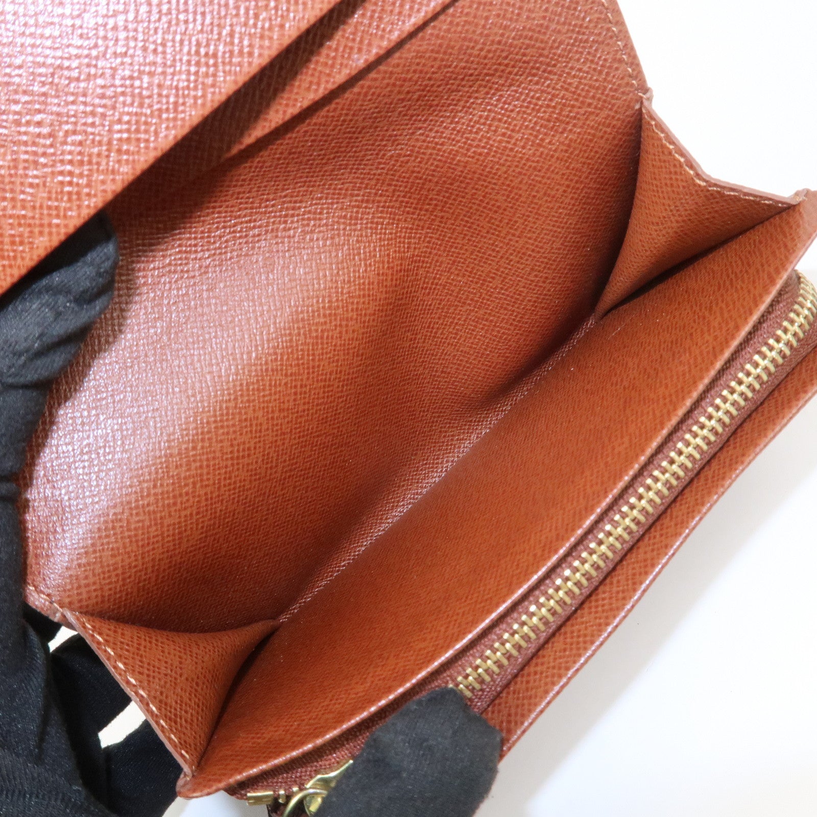 Louis Vuitton Monogram Porte Monnaie Billet Tresor Wallet M61730