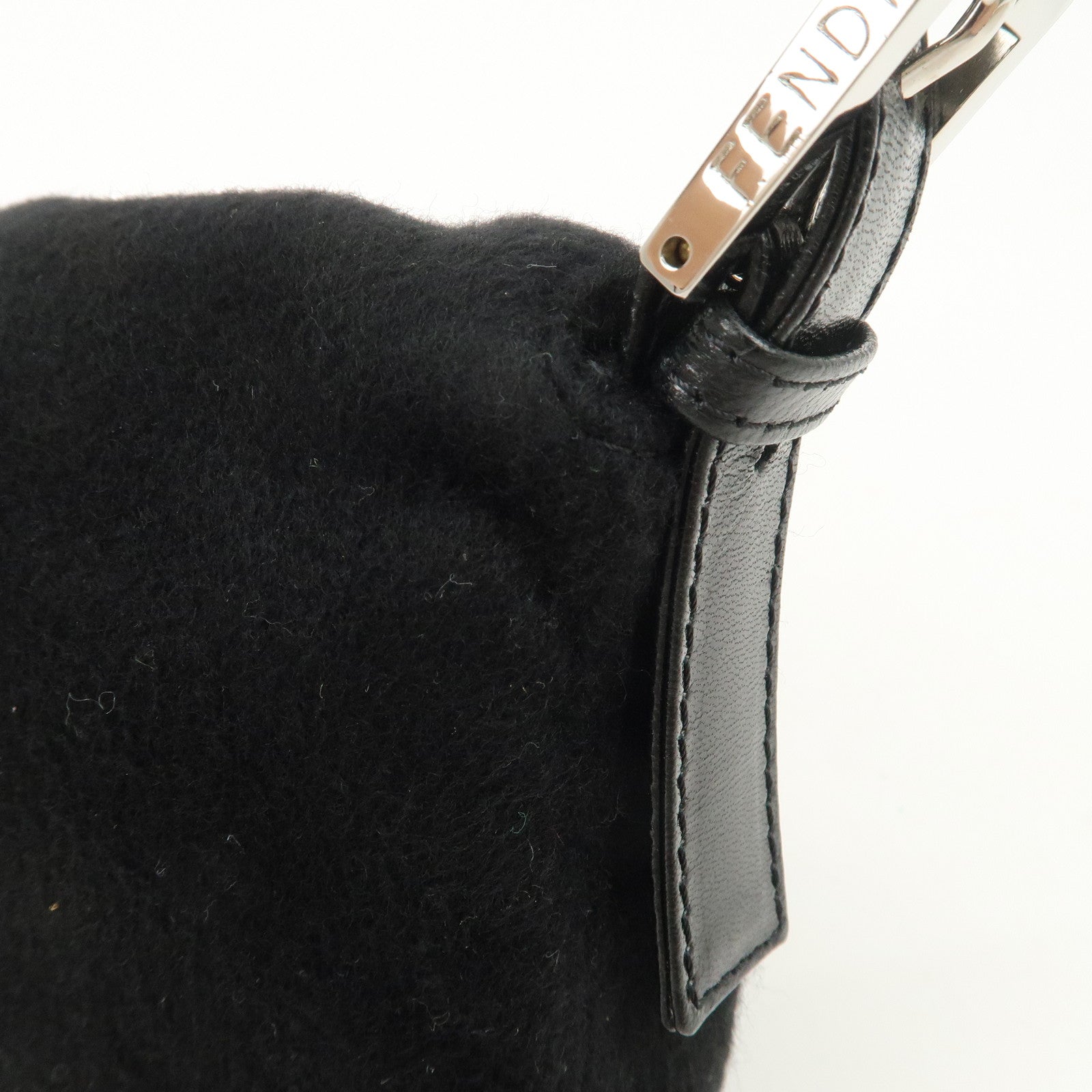 FENDI Mamma Baguette Cashmere Leather Shoulder Bag Black 26424 Used