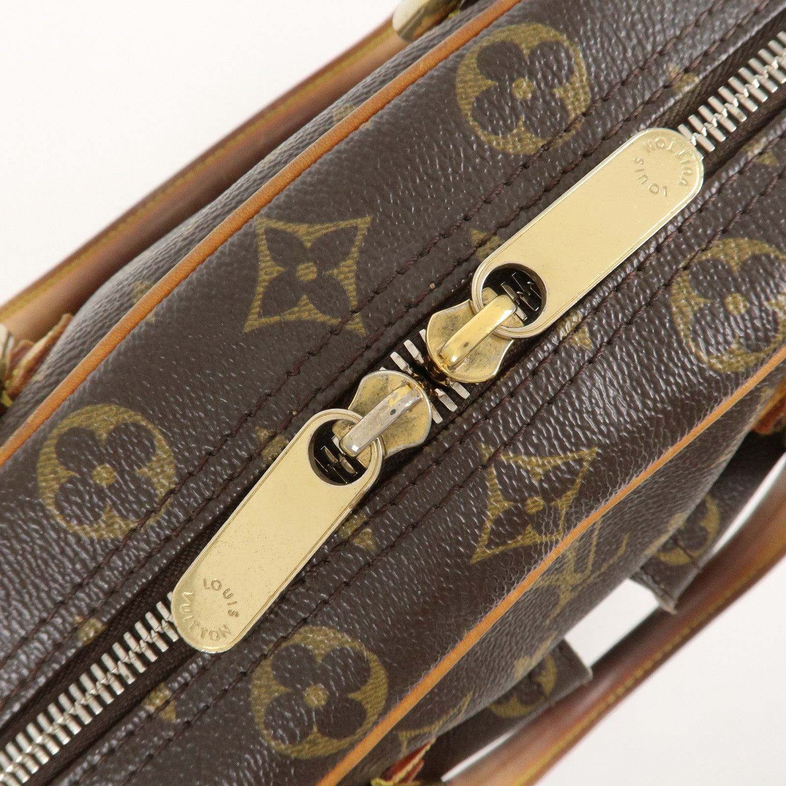 Louis Vuitton Monogram Manhattan PM Hand Bag Brown M40026 Used