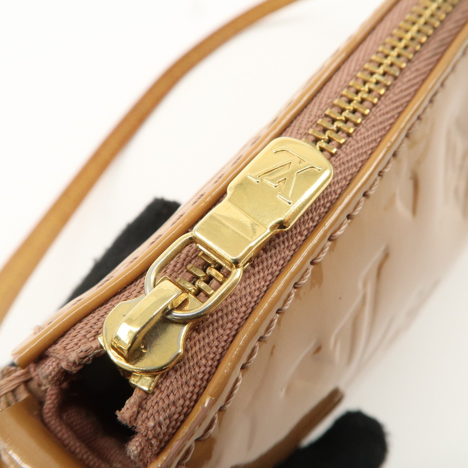 Louis vuitton Monogram Vernis Pochette Accesoires Dune M90196 Used