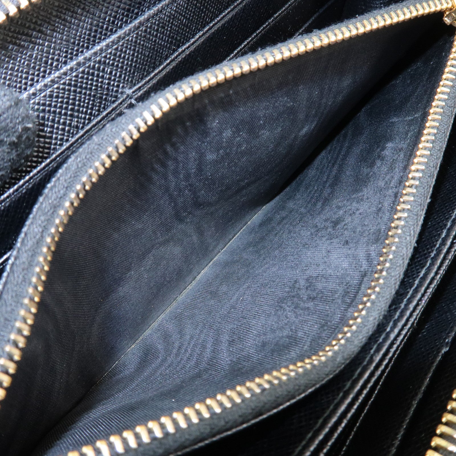 PRADA Saffiano Leather Round Zipper Long Wallet Black 1M0506 Used