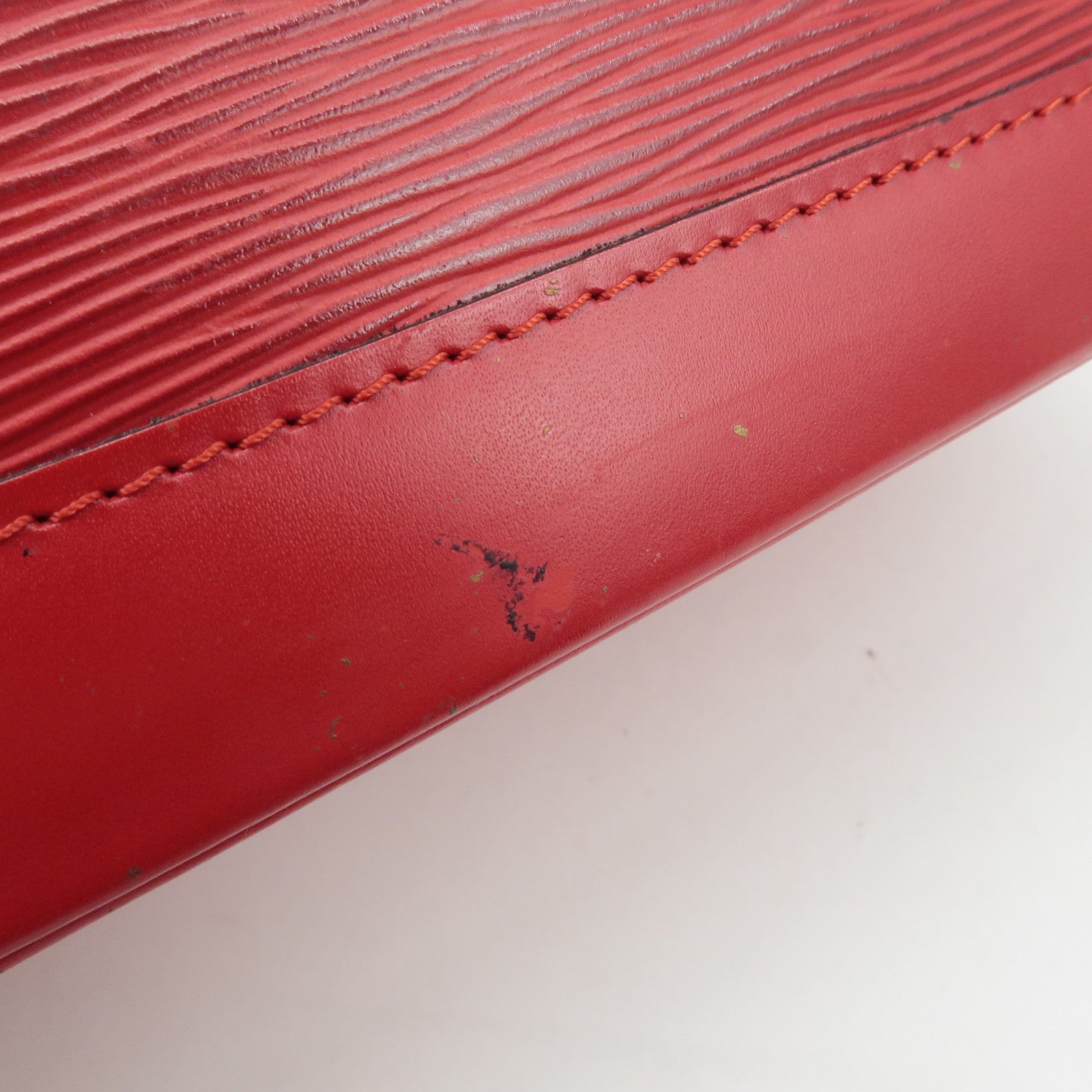 Louis Vuitton Epi Alma Hand Bag Castilian Red Used