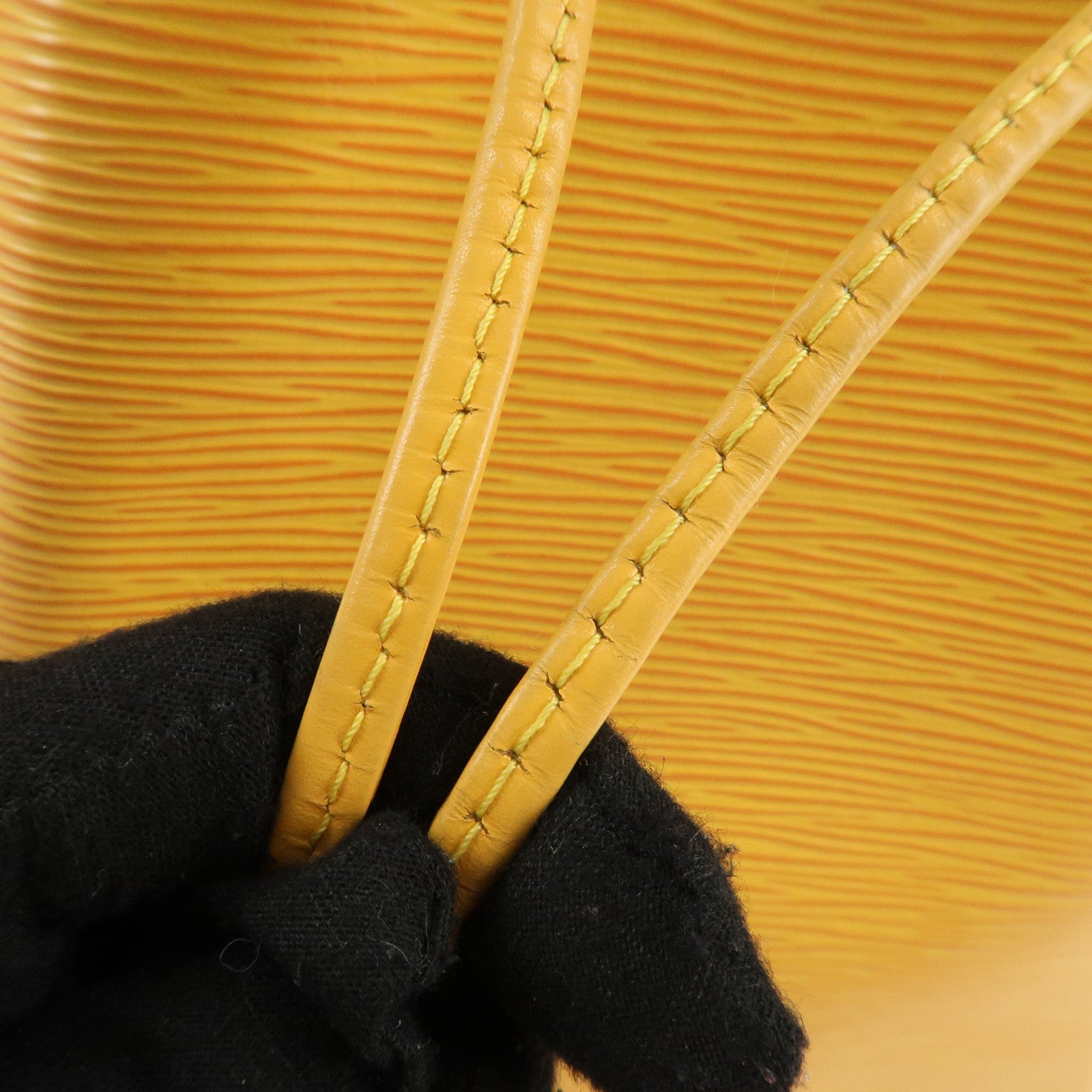 Louis Vuitton Epi Petit Noe Shoulder Bag Tassili Yellow M44109 Used