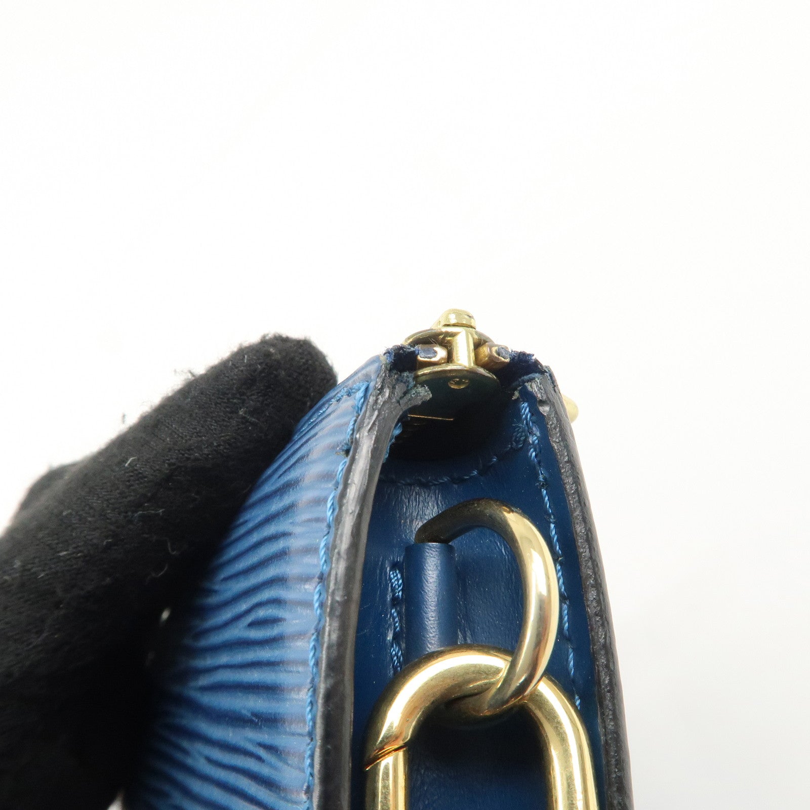 Louis Vuitton Epi Pochette Accessoires Hand Bag Toledo Blue M52947 Used