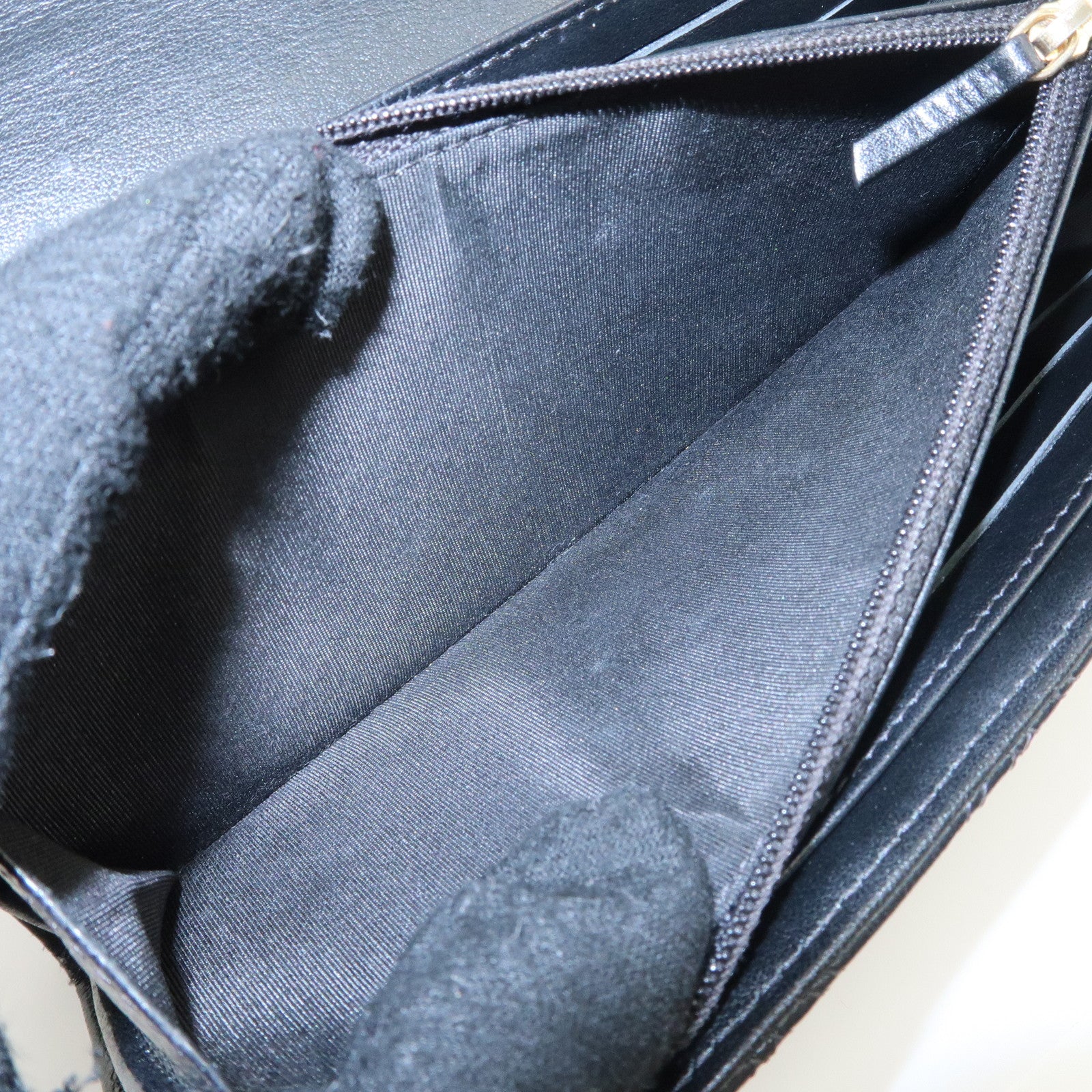 CHANEL Matelasse Lamb Skin Bifold Long Wallet with Studs A70631 Used