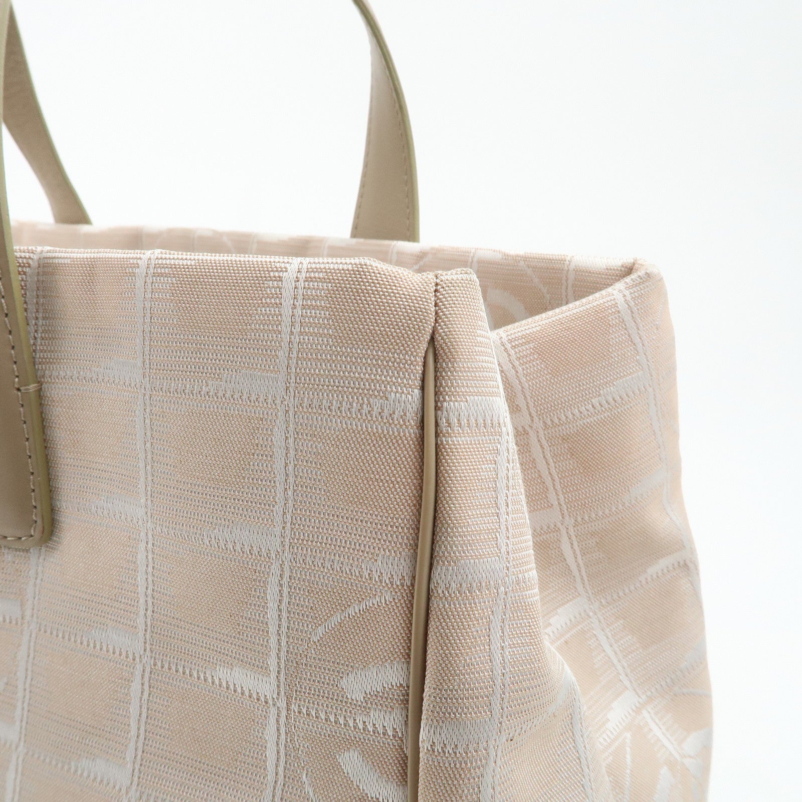 CHANEL New Travel Line Nylon Jacquard Leather Tote Bag Beige A15991 Used