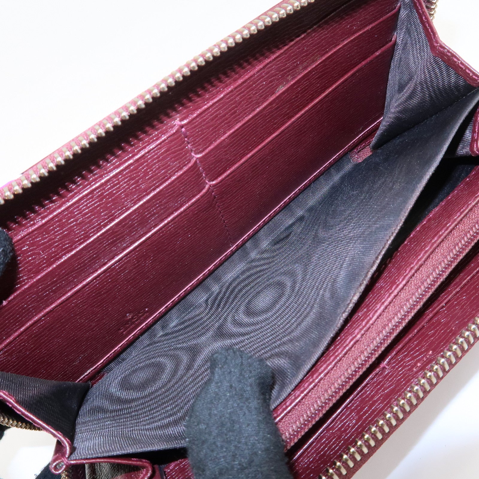 GUCCI Interlocking G Leather Long Wallet Heartbeat Print 309705 Used