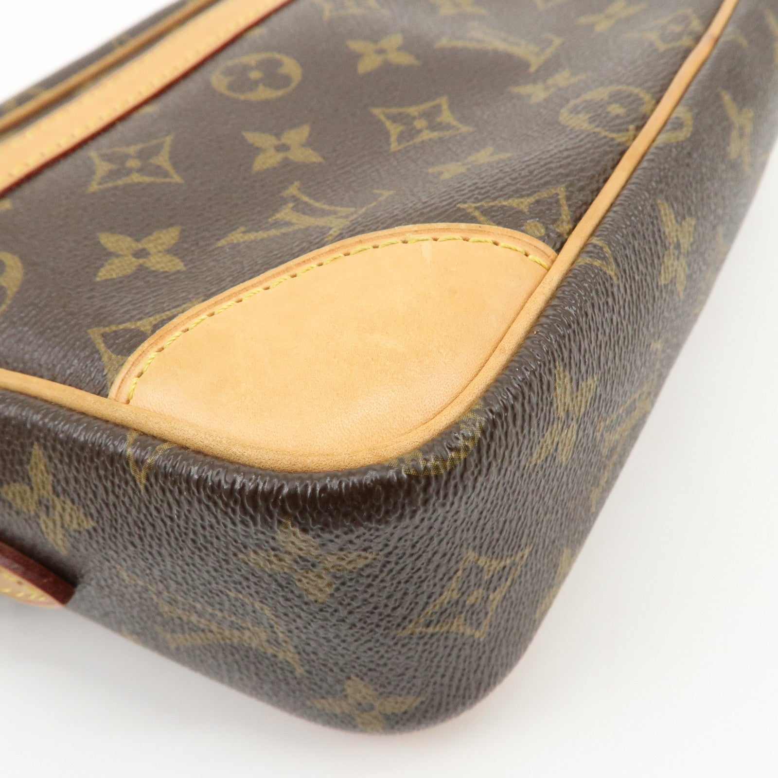 Louis Vuitton Monogram Trocadero 27 Crossbody Bag M51274