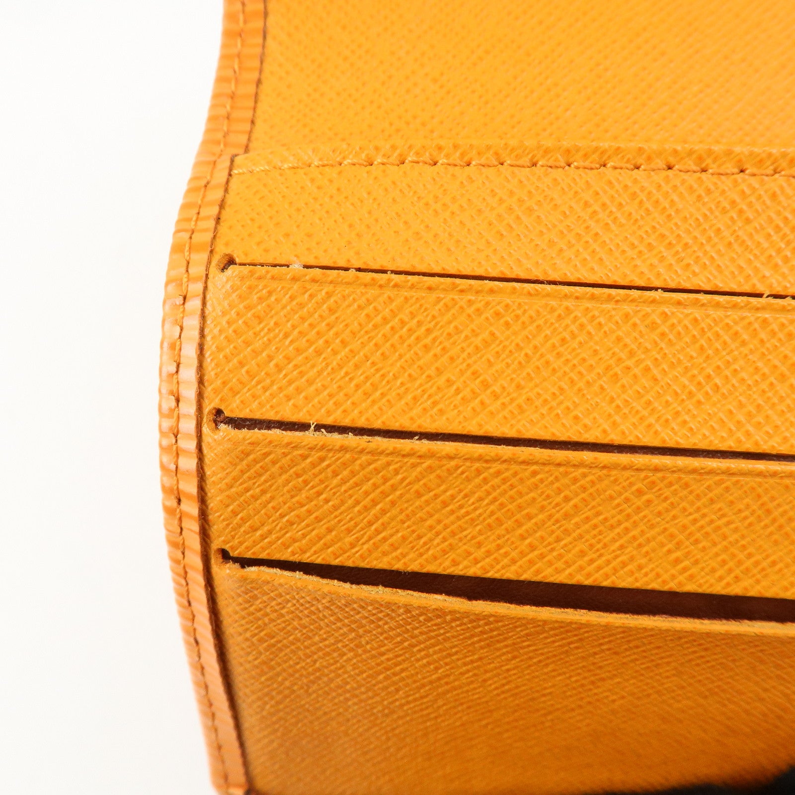 Louis Vuitton Epi Porte Tresor International Mandarin M6338H Used