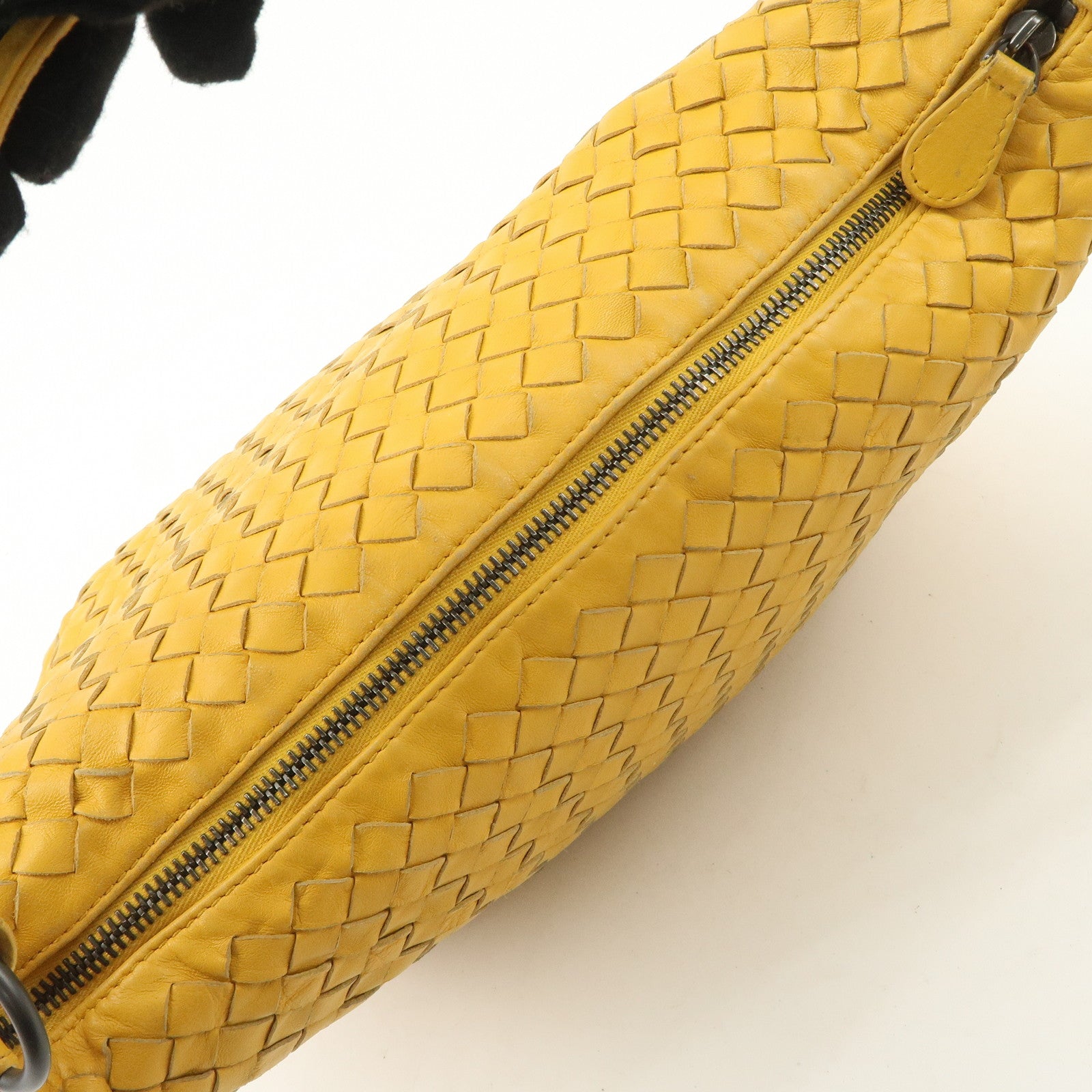 BOTTEGA VENETA Intrecciato Leather One-Shoulder Bag 239988 Used
