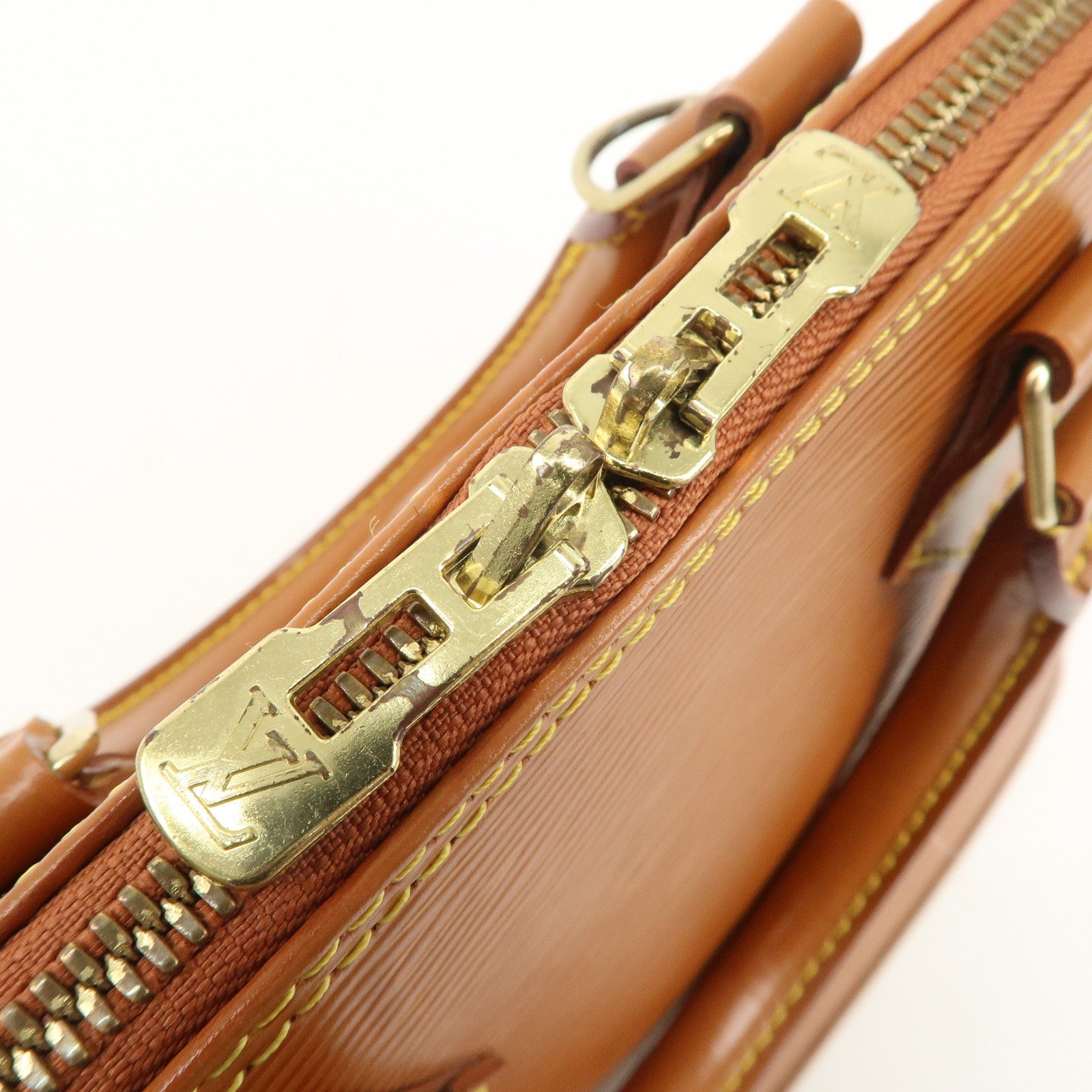 Louis Vuitton Epi Alma Leather Hand Bag Zipang Gold M52148 Used