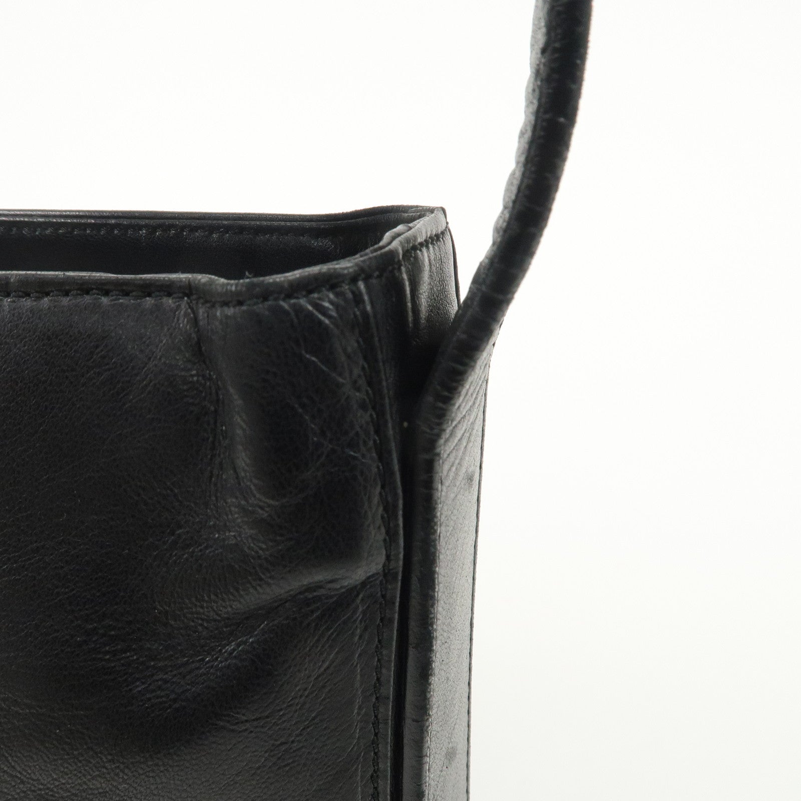 LOEWE Leather Shoulder Bag Black Used