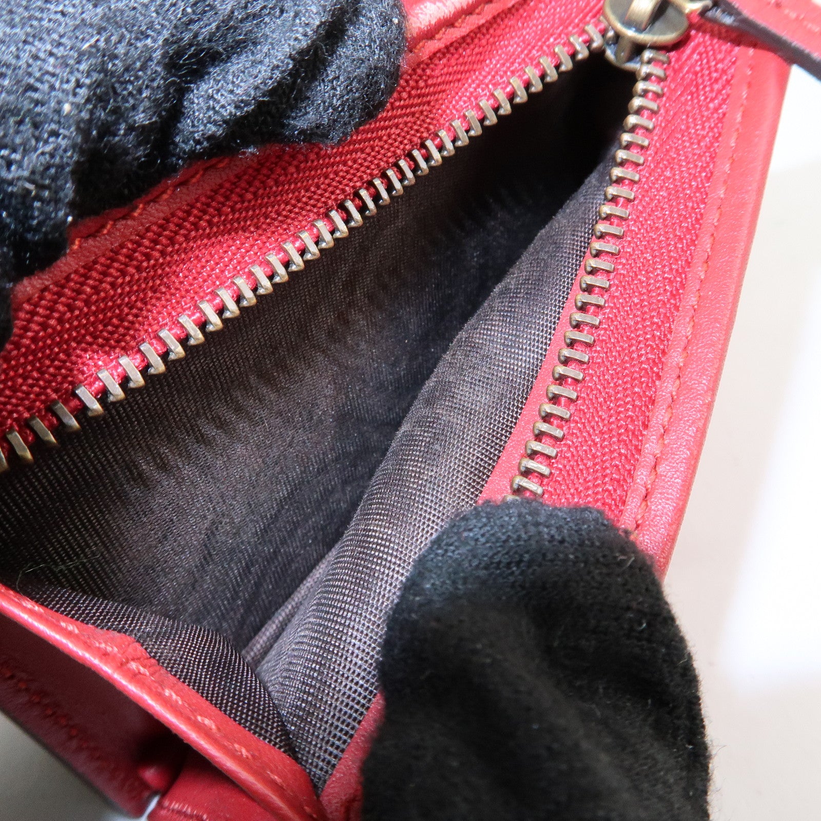 GUCCI Interlocking GG Supreme Plastic Card Case Coin Case Cherry Used