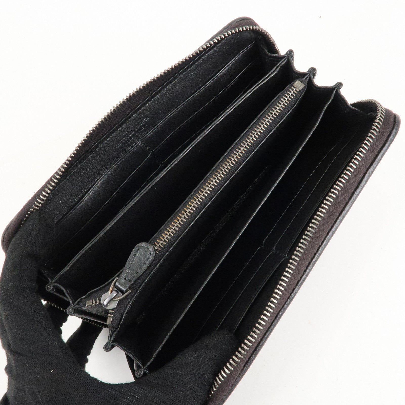 BOTTEGA VENETA Intrecciato Leather Round Fauna Long Wallet Used
