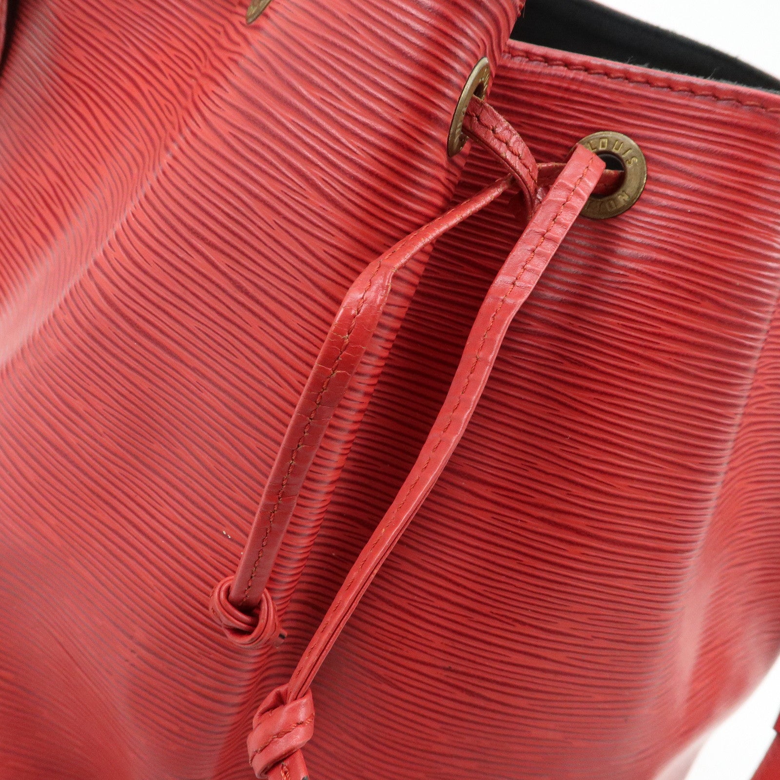 Louis Vuitton Epi Petit Noe Shoulder Bag Castilian Red M44107 Used