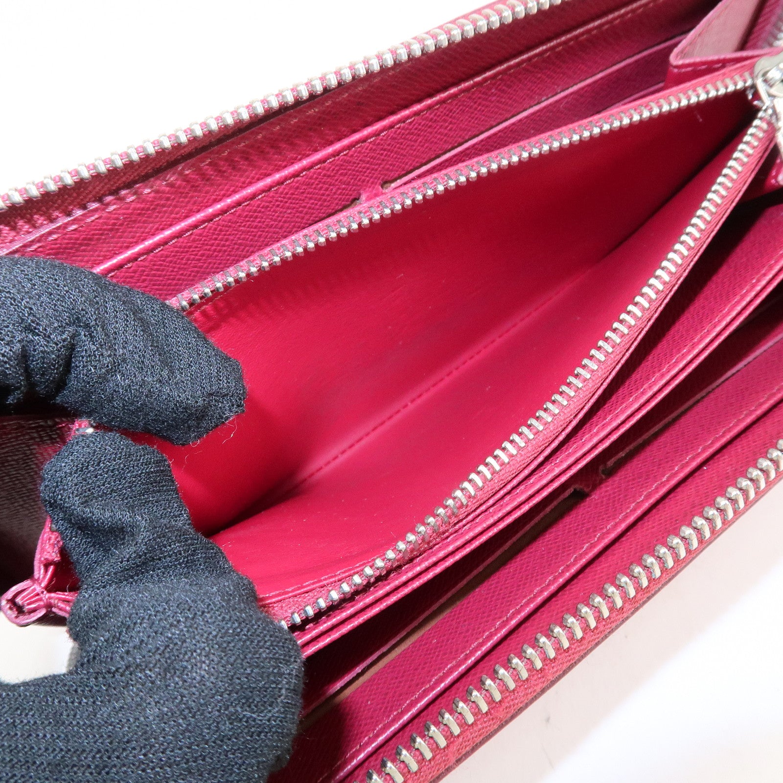 Louis Vuitton Epi Zippy Wallet Zip Around Wallet Fuchsia M60305 Used