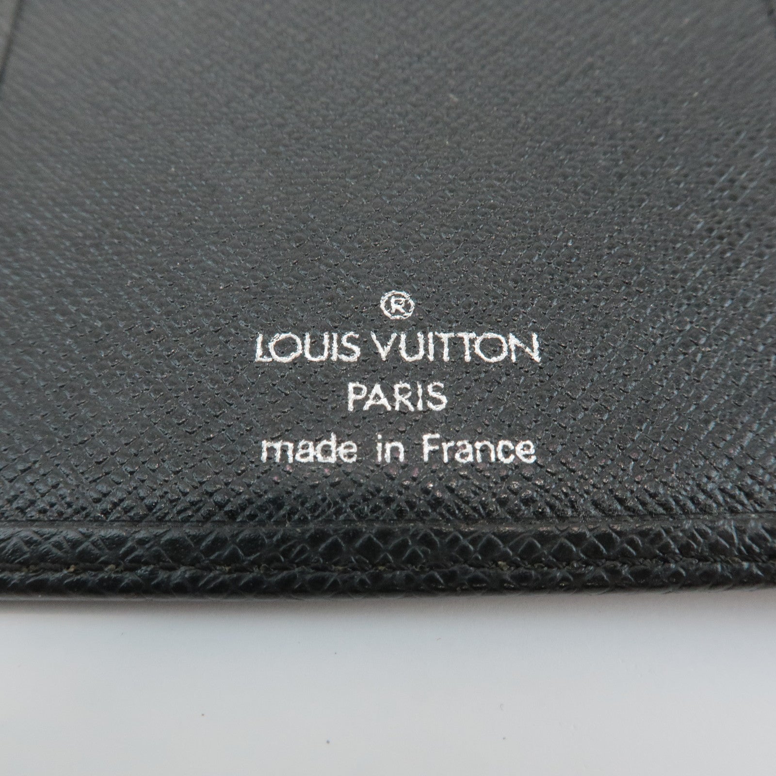 Louis Vuitton Taiga Porto Valeur Carte Credit Wallet M30392 Used