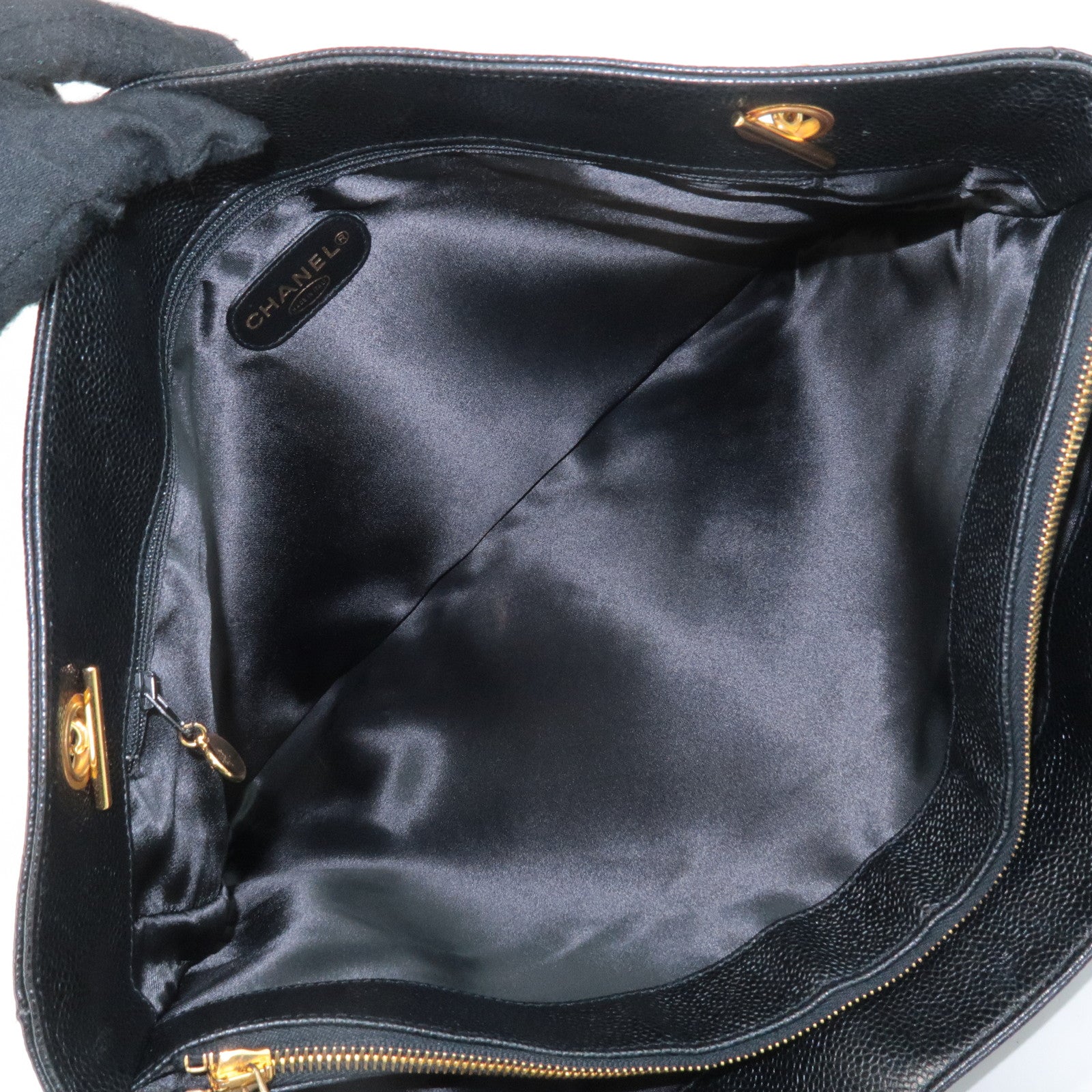CHANEL COCO Mark Caviar Skin Chain Shoulder Bag Gold Hardware Used