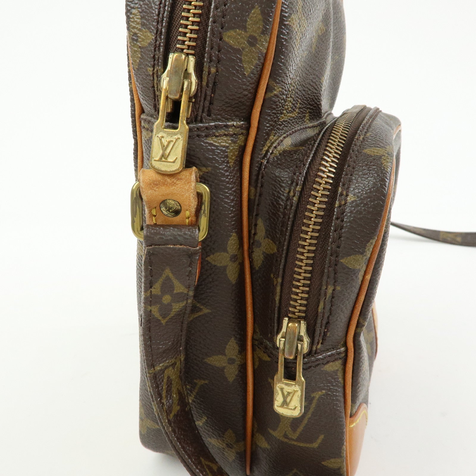 Louis Vuitton Monogram Amazone Shoulder Bag Crossbody Bag M45236