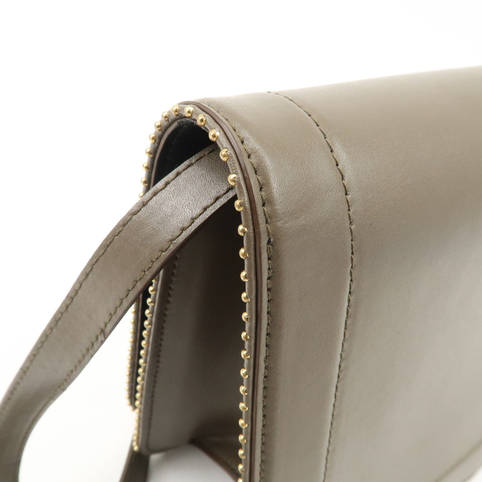 Ferragamo Vara Leather Ribbon Studs Shoulder Bag Greige Used