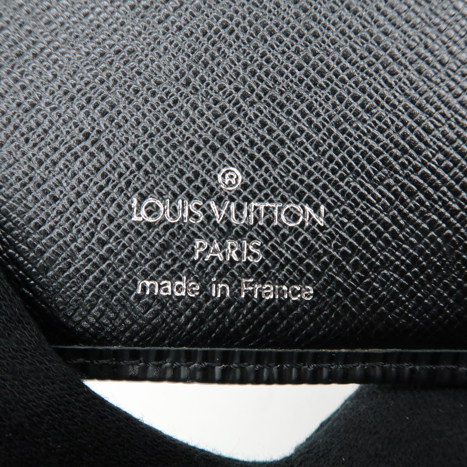 Louis Vuitton Epi Portefeuille Koala Compact Wallet Noir M58012