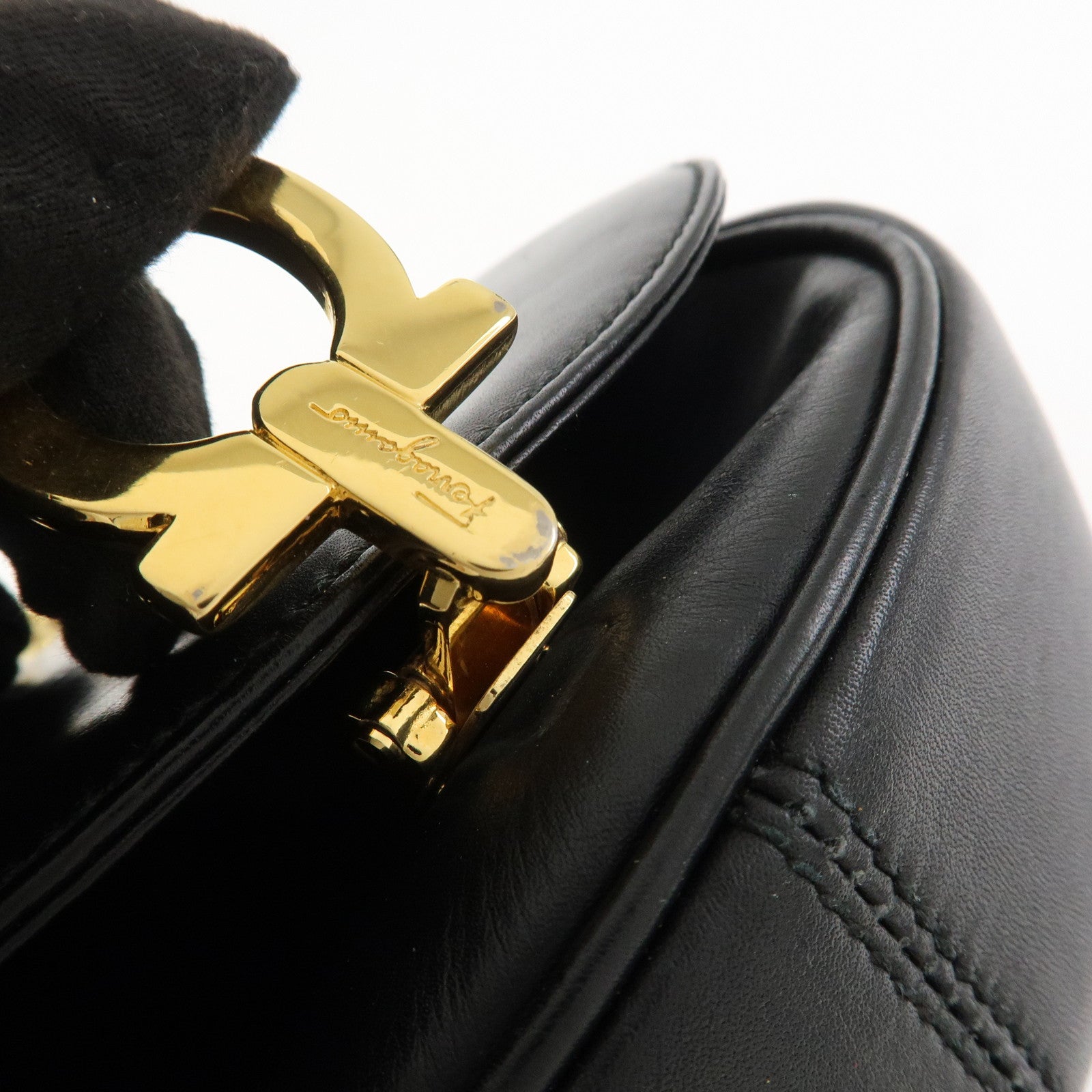 Ferragamo Gancini Leather 2Way Chain Shoulder Bag Waist Bag Black