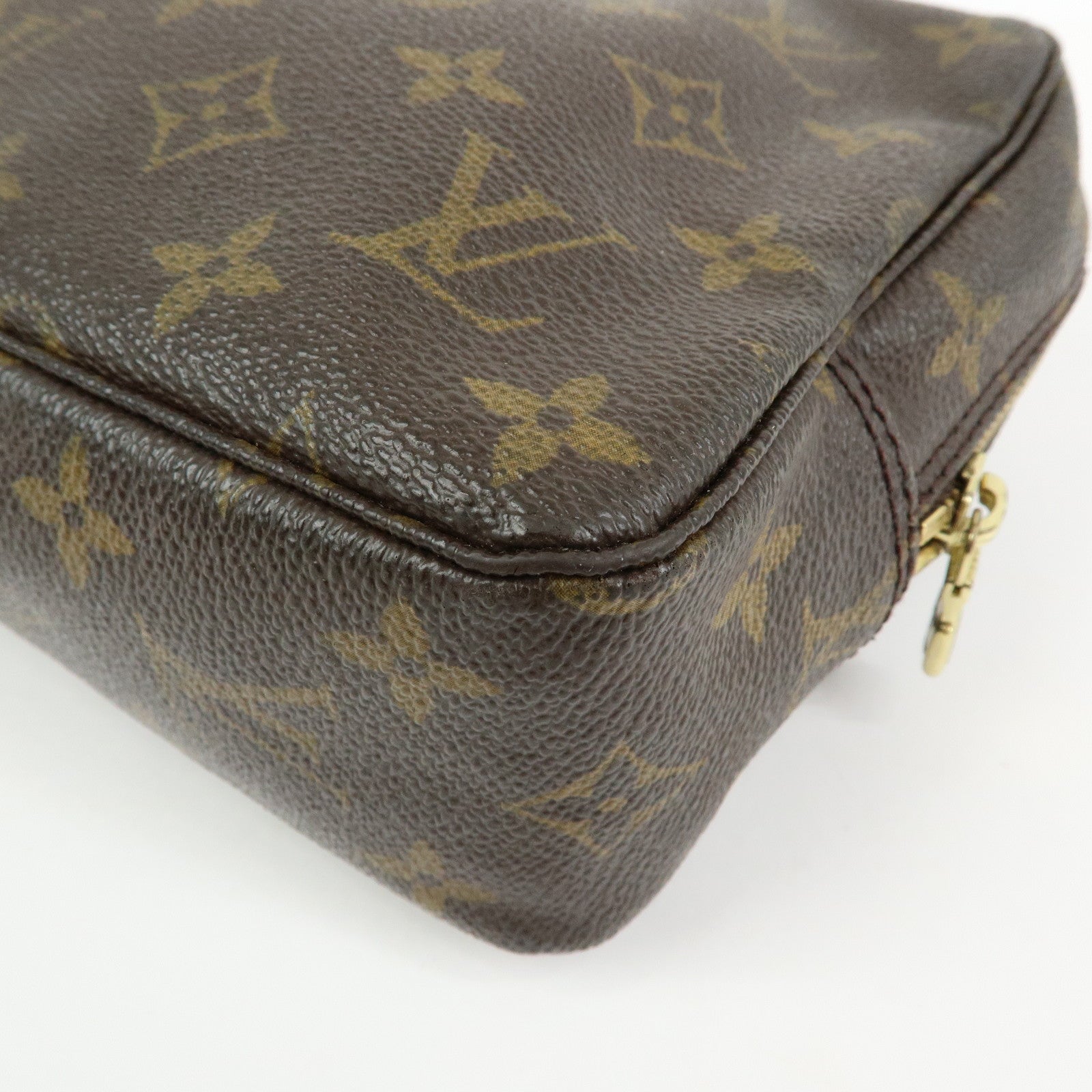 Louis Vuitton Monogram Trousse Toilette 23 Cosmetic Pouch M47524