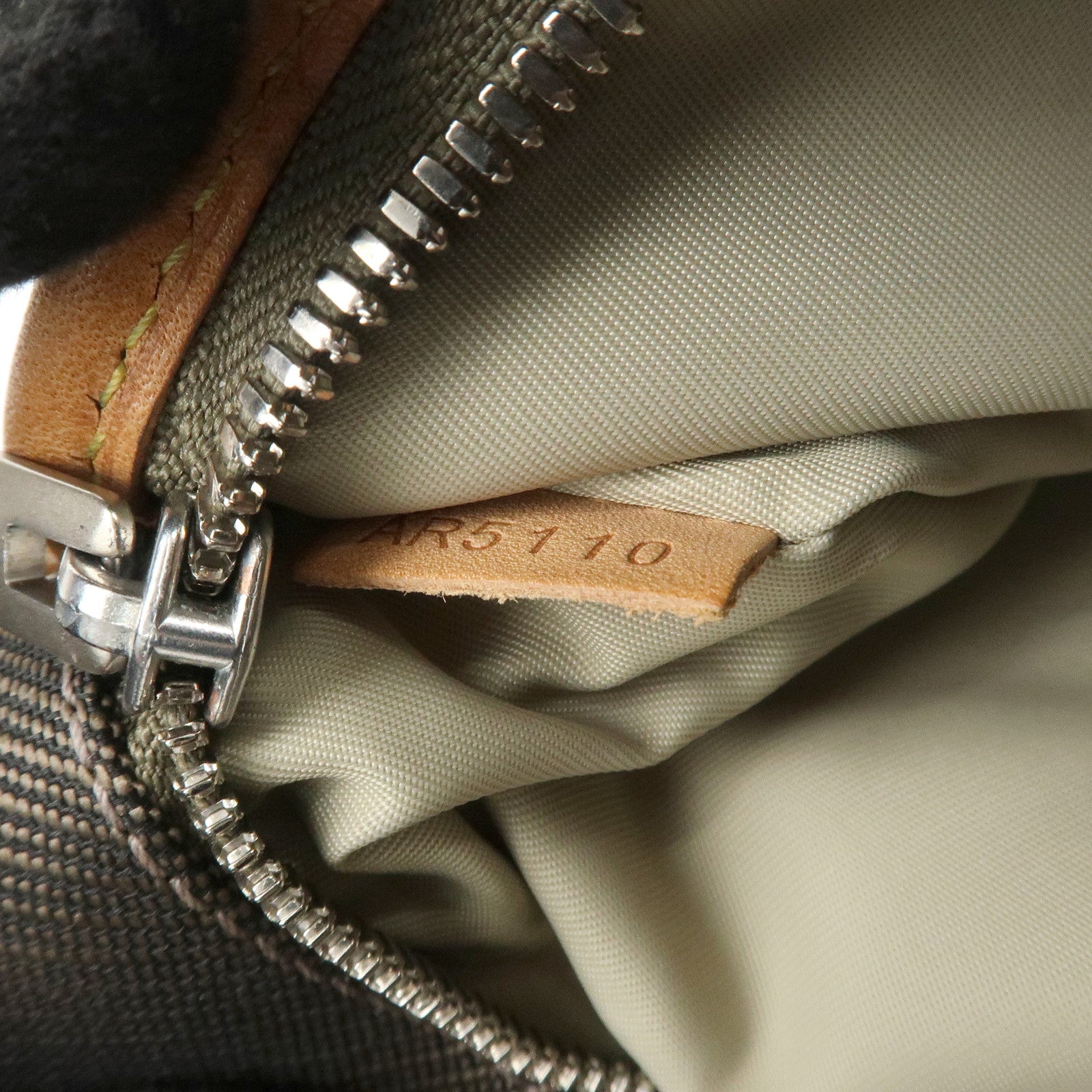 Louis Vuitton Damier Geant Acrobat Waist Crossbody Bag Terre M93619 Used