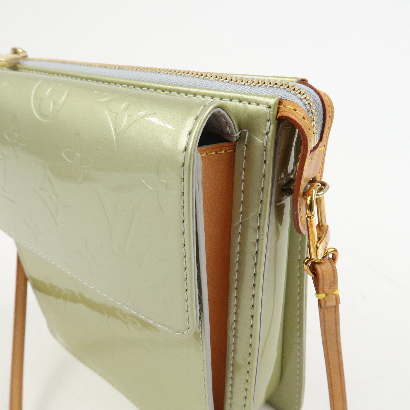 Louis Vuitton Monogram Vernis Motto Shoulder Bag Gris M91030