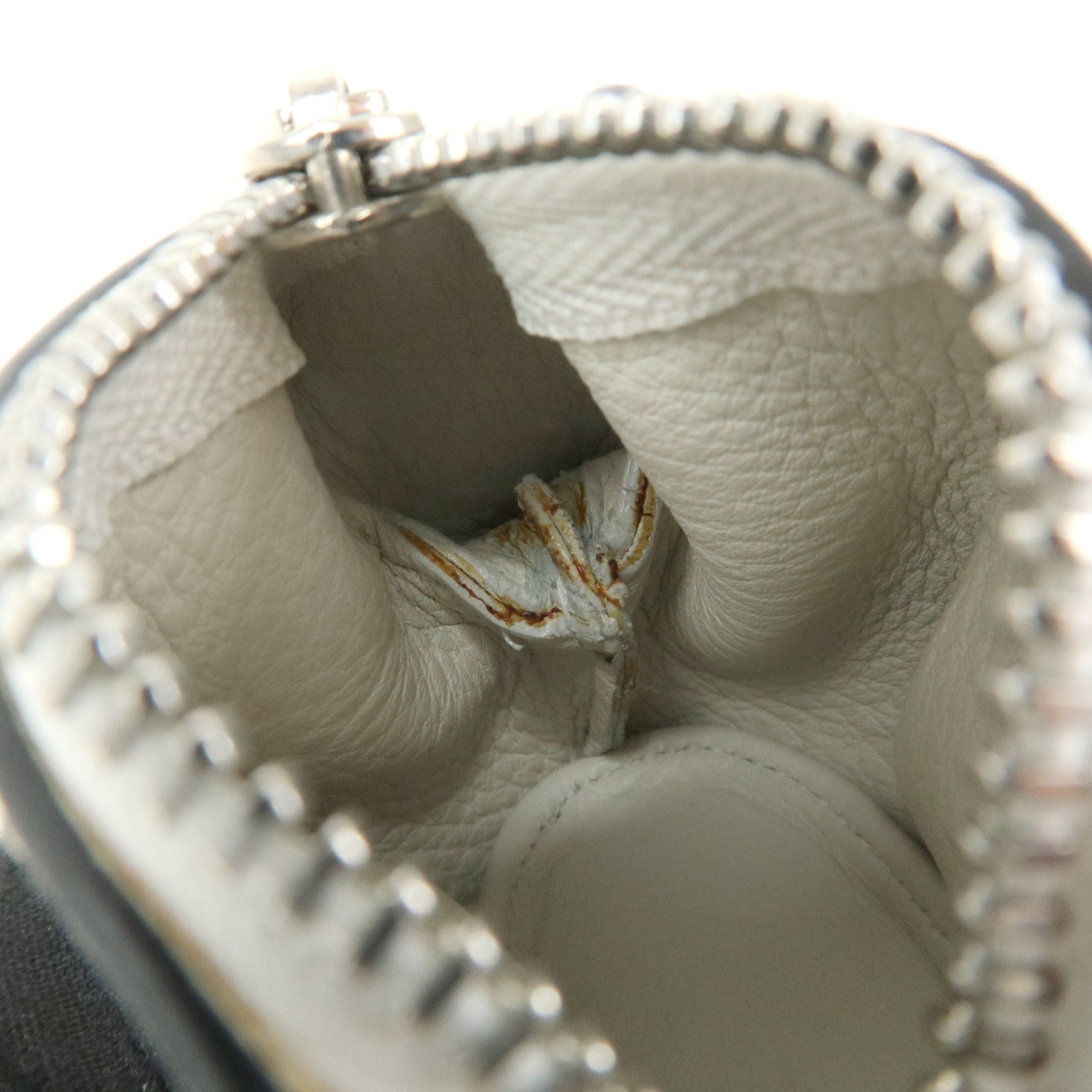 LOEWE Calf Leather Elephant Coin Case Coin Purse White