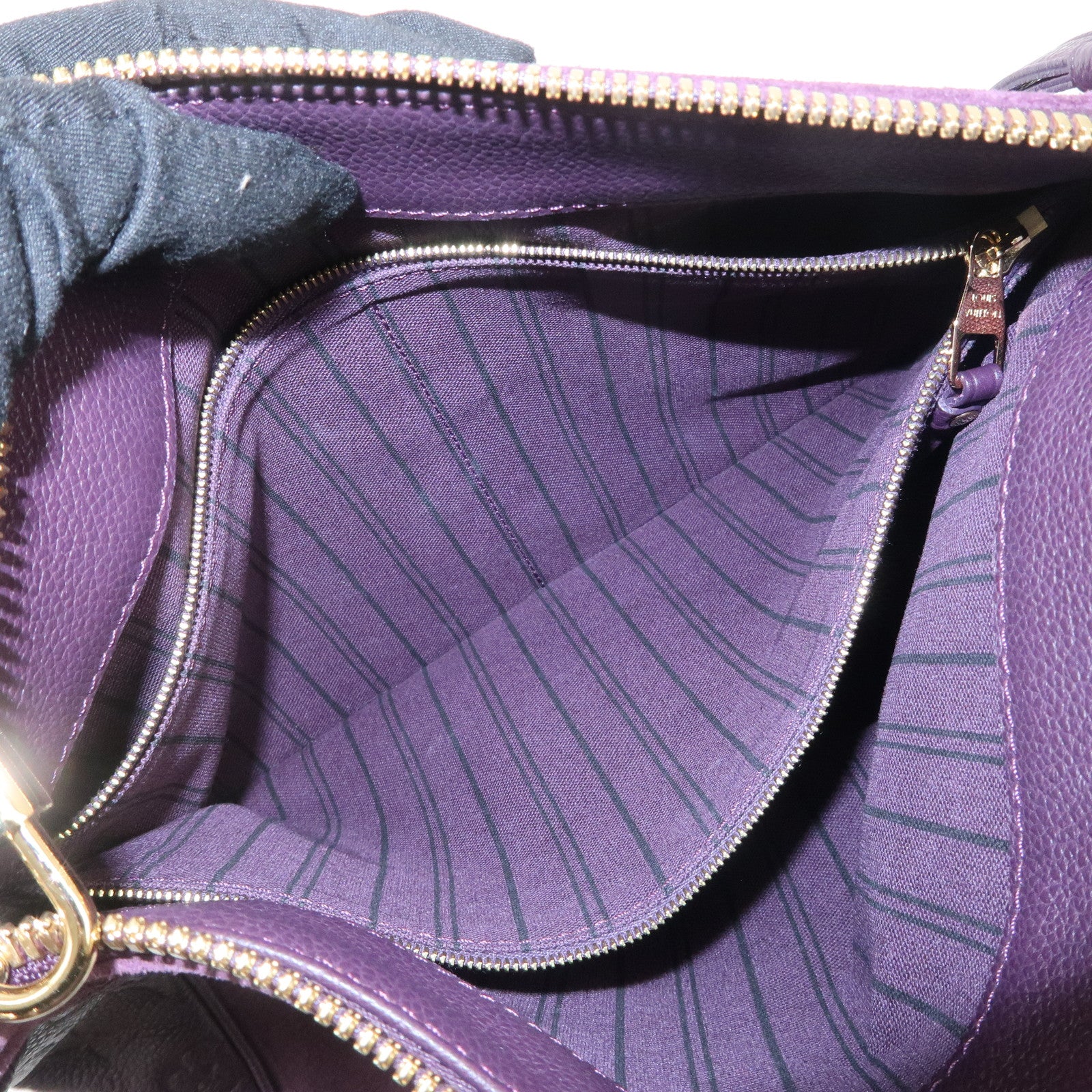 Louis Vuitton Monogram Empreinte Audacieuse PM Hand Bag M40583