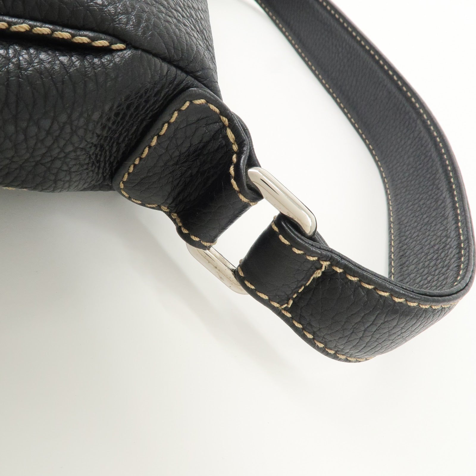 CHANEL Caviar Skin Leather Logo Fringe Shoulder Bag Gold HDW Black Used