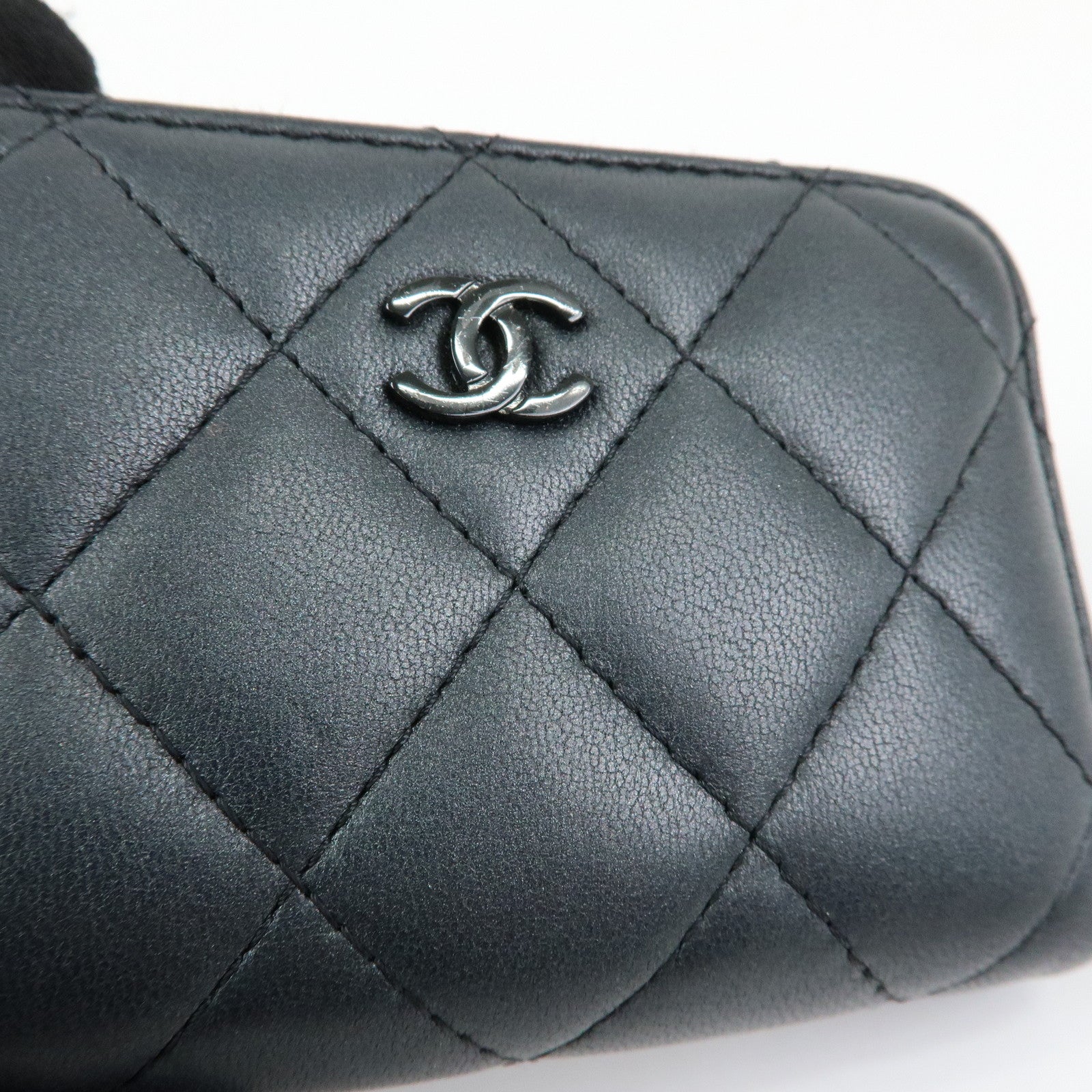 CHANEL COCO Logo Matelasse Lambskin Coin Case Card Case Black