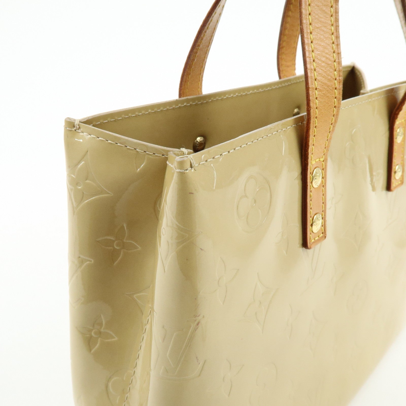 Louis Vuitton Monogram Vernis Reade PM Hand Bag Beige M91144
