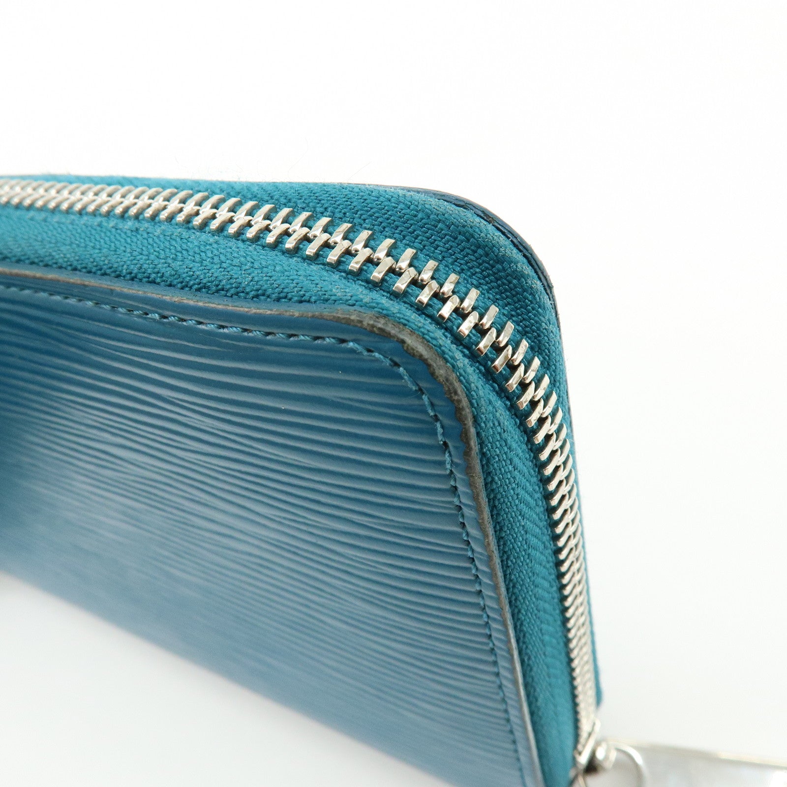 Louis Vuitton Epi Leather Zippy Long Wallet Cyan M60311