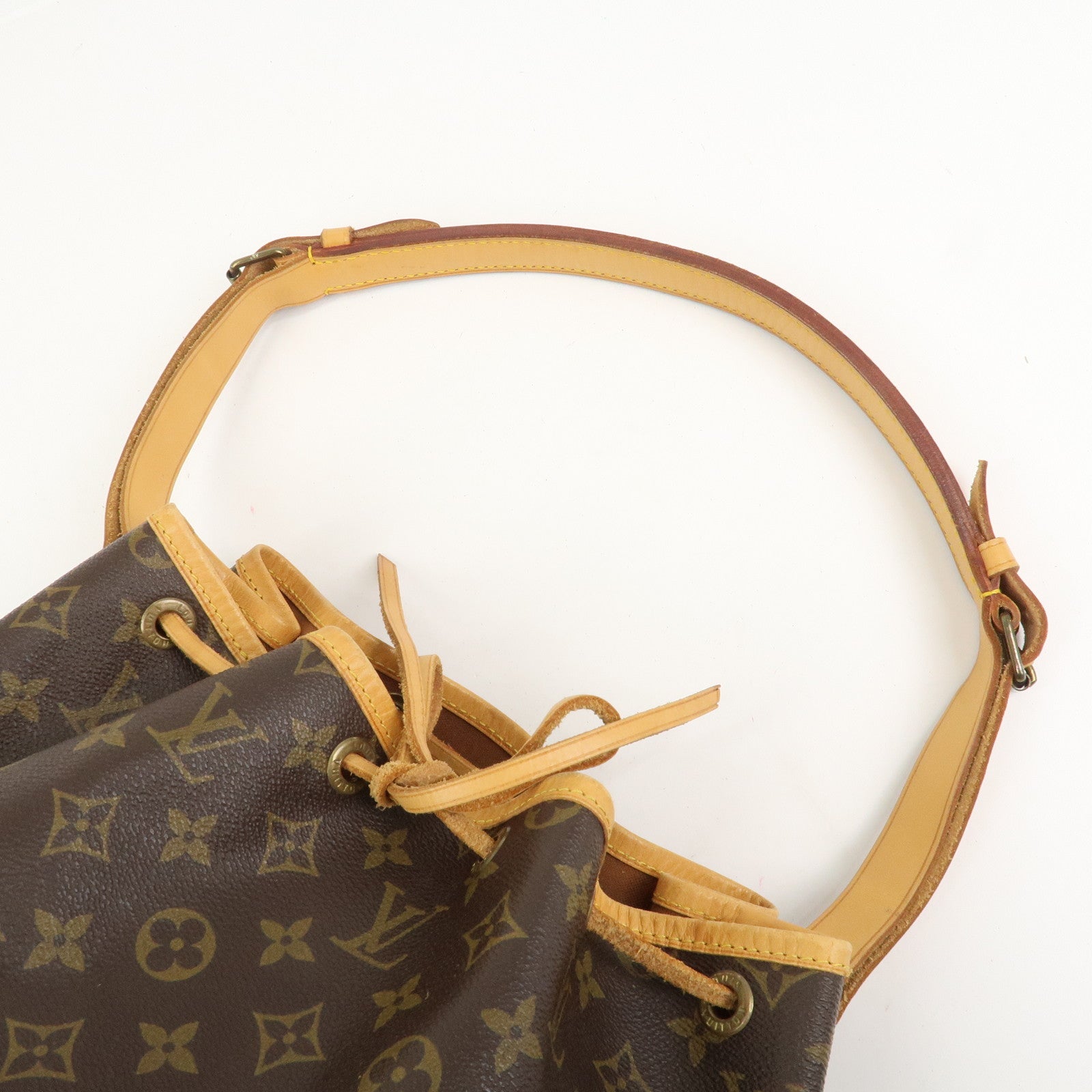 Louis Vuitton Monogram Noe Shoulder Bag Hand Bag Brown M42224