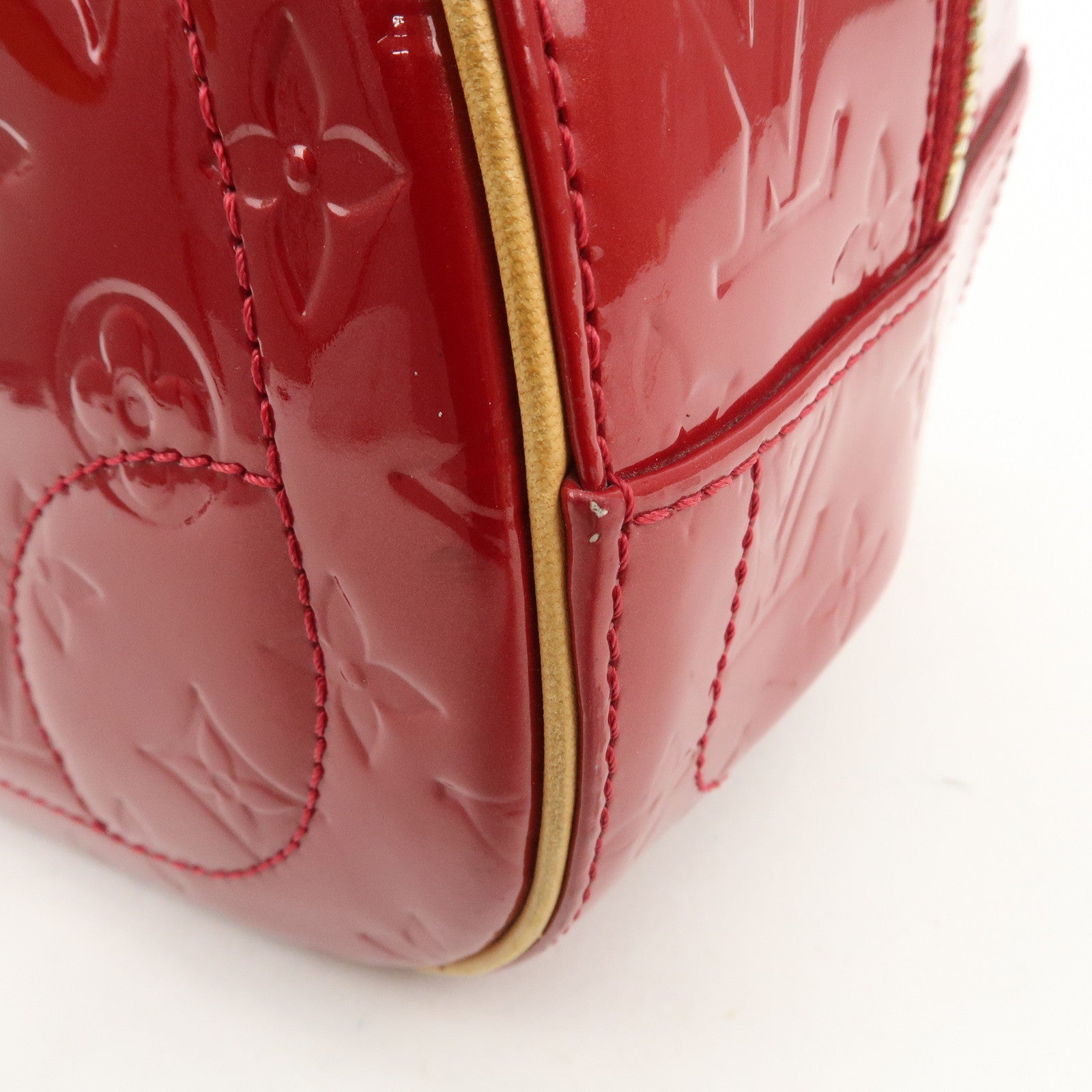 Louis Vuitton Monogram Vernis Summit Drive Hand Bag Red M93513