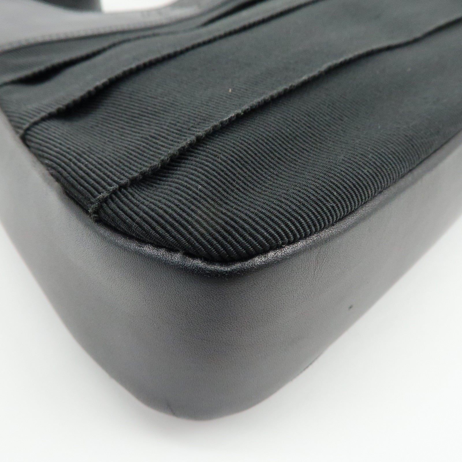 Ferragamo Vara Canvas Leather Shoulder Bag Hand Bag Black