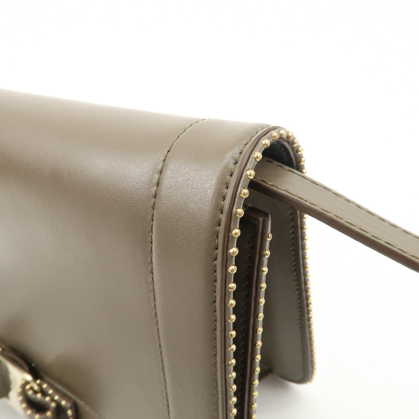 Ferragamo Vara Leather Ribbon Studs Shoulder Bag Greige Used