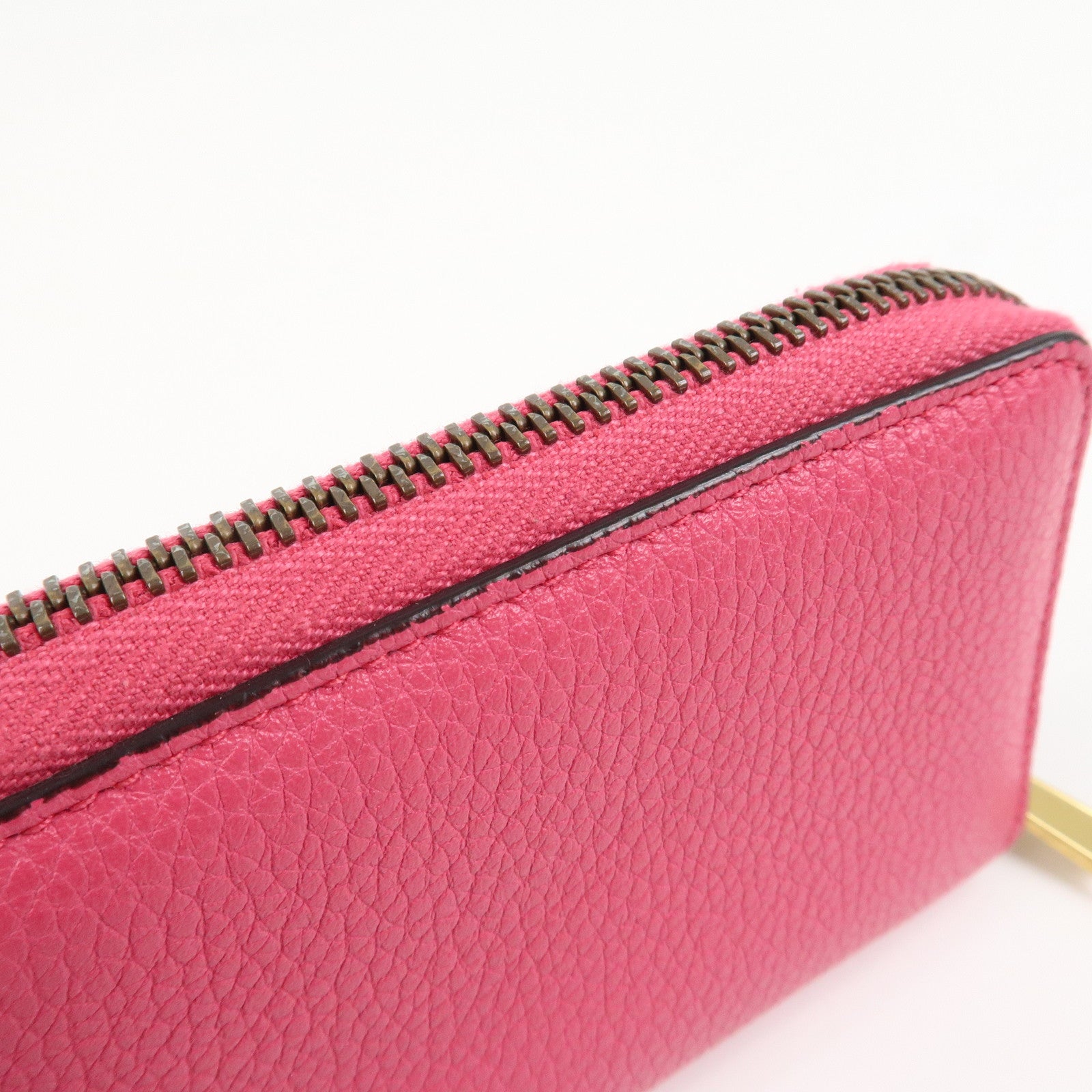 GUCCI Sherry Leather Logo Print Round Zipper Coin Case Pink 496319