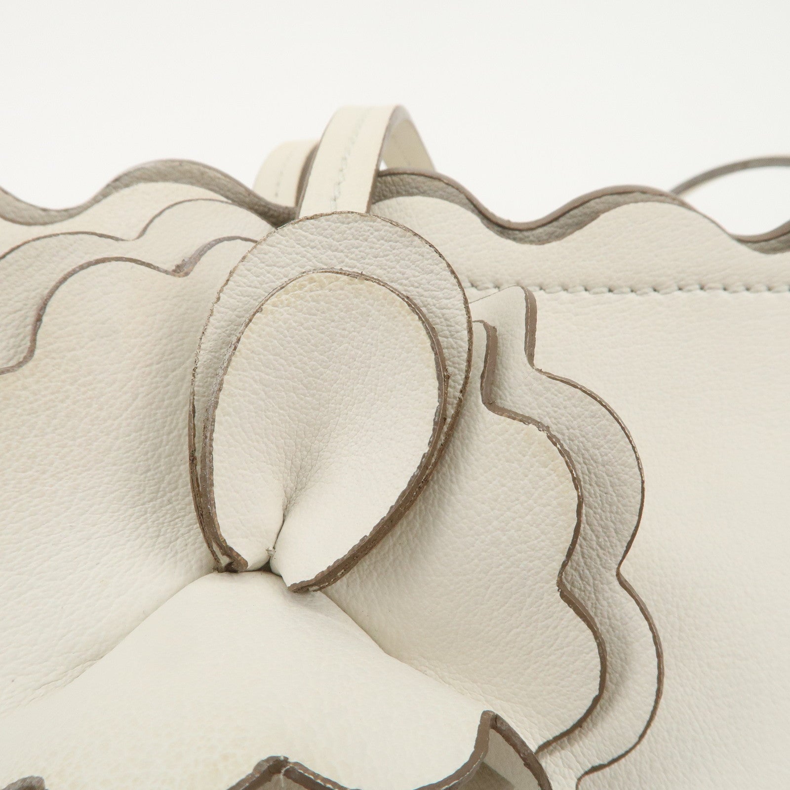 MIU MIU Leather Flower Tote Bag Hand Bag White 5BG054 Used