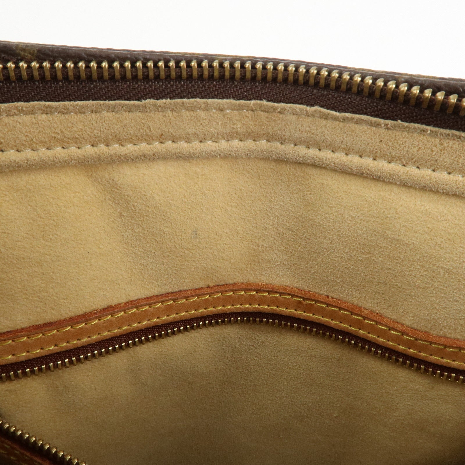 Louis Vuitton Monogram Looping GM Shoulder Bag Bown M51145