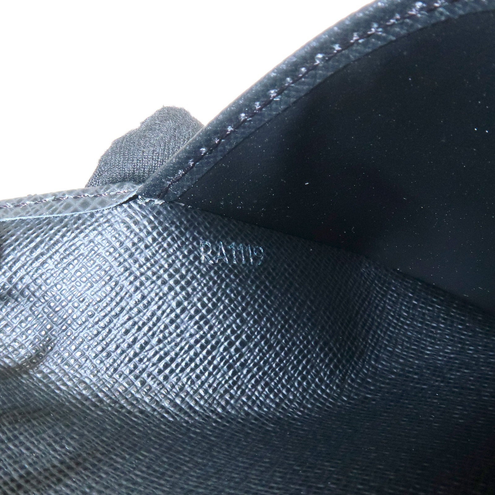 Louis Vuitton Taiga Leather Agenda PM Planner Cover Ardoise R20426