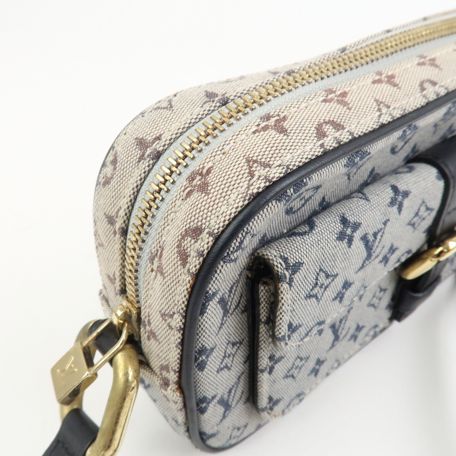 Louis Vuitton Monogram Mini Juliet MM Crossbody Bag Blue M92217