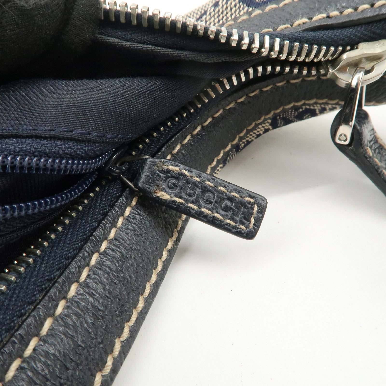 GUCCI Sherry GG Canvas Shoulder Bag Beige Navy 145811