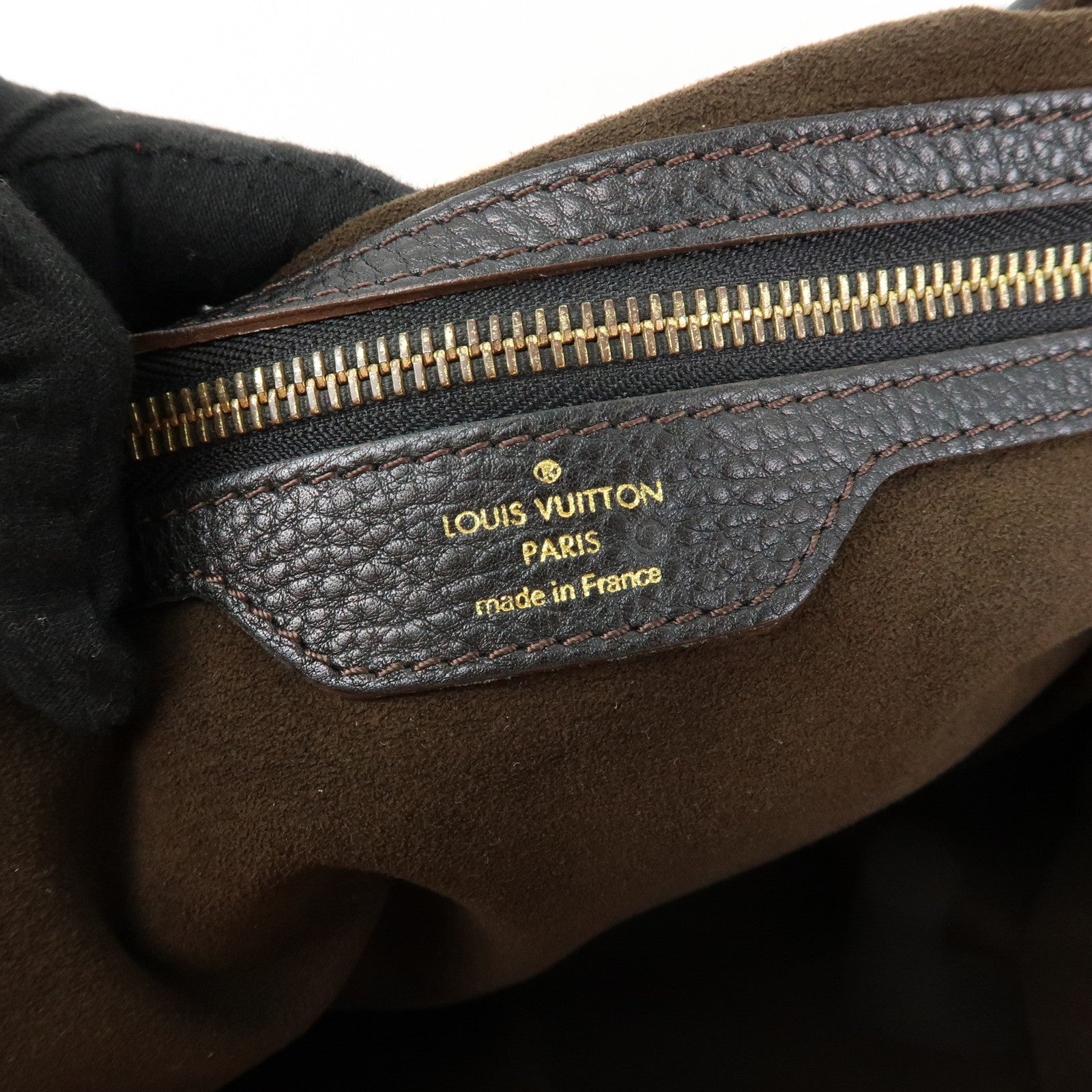 Louis Vuitton Monogram Leather Mahina L Shoulder Bag Noir M95765