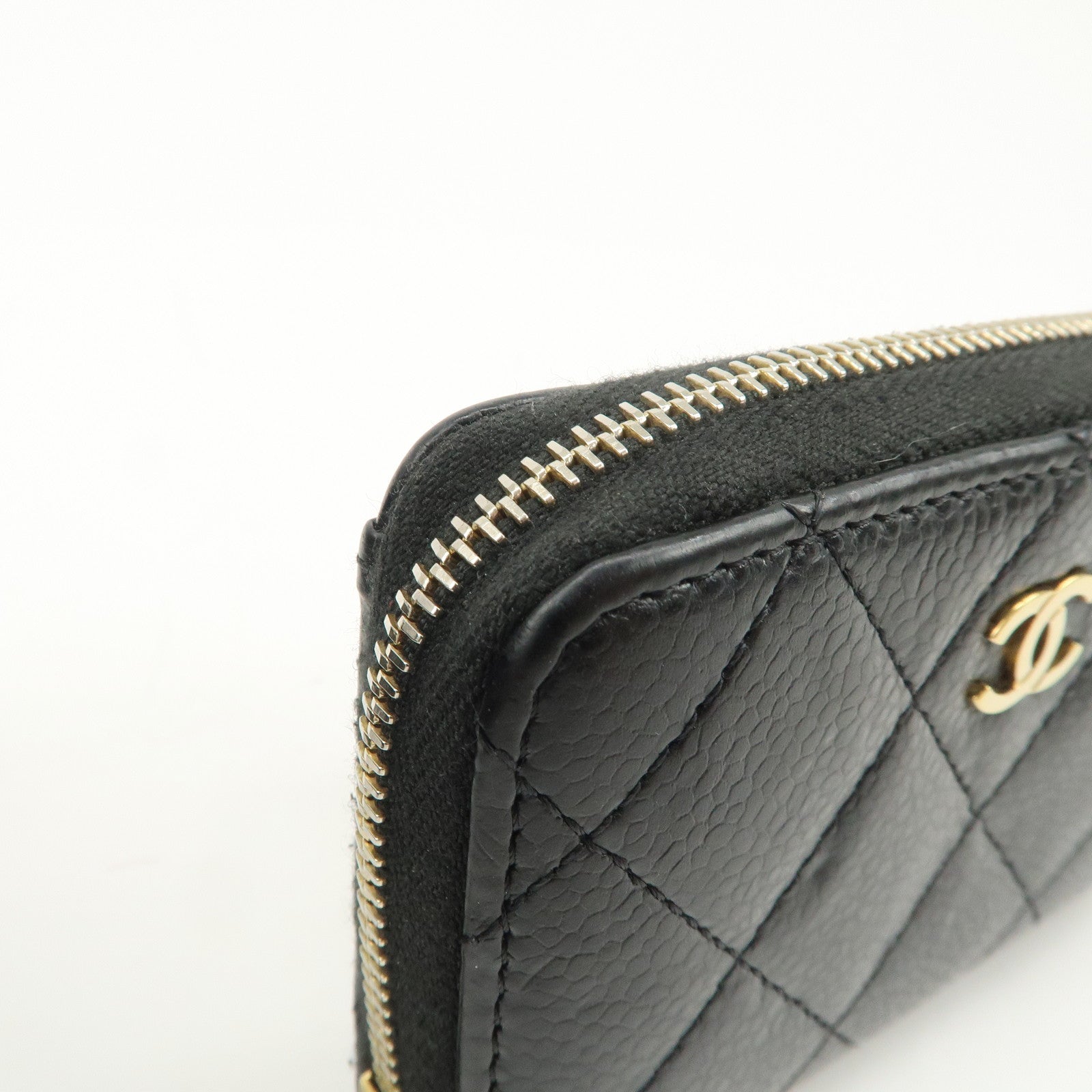 CHANEL Matelasse Caviarskin Classic Zippy Coin Case Black AP0216