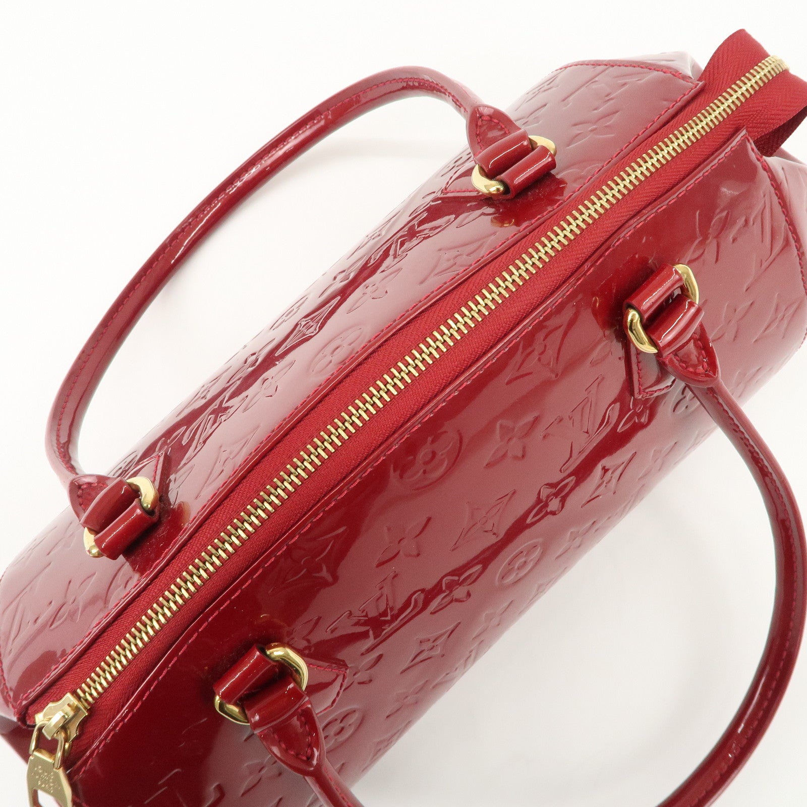 Louis Vuitton Monogram Vernis Sherwood PM Shoulder Bag Red M91494